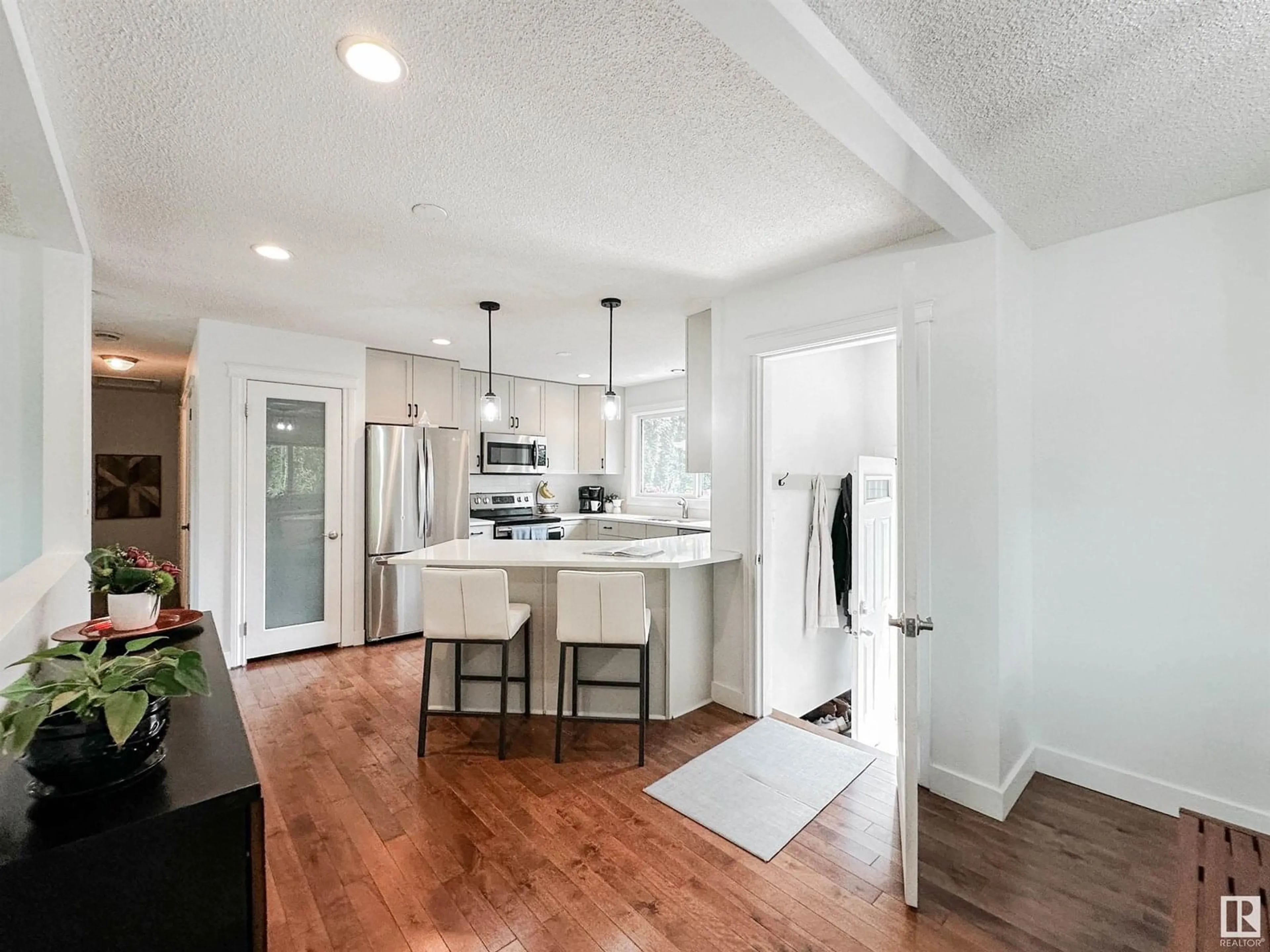 Open concept kitchen, unknown for 64 BELLEVUE CR, St. Albert Alberta T8N0A6