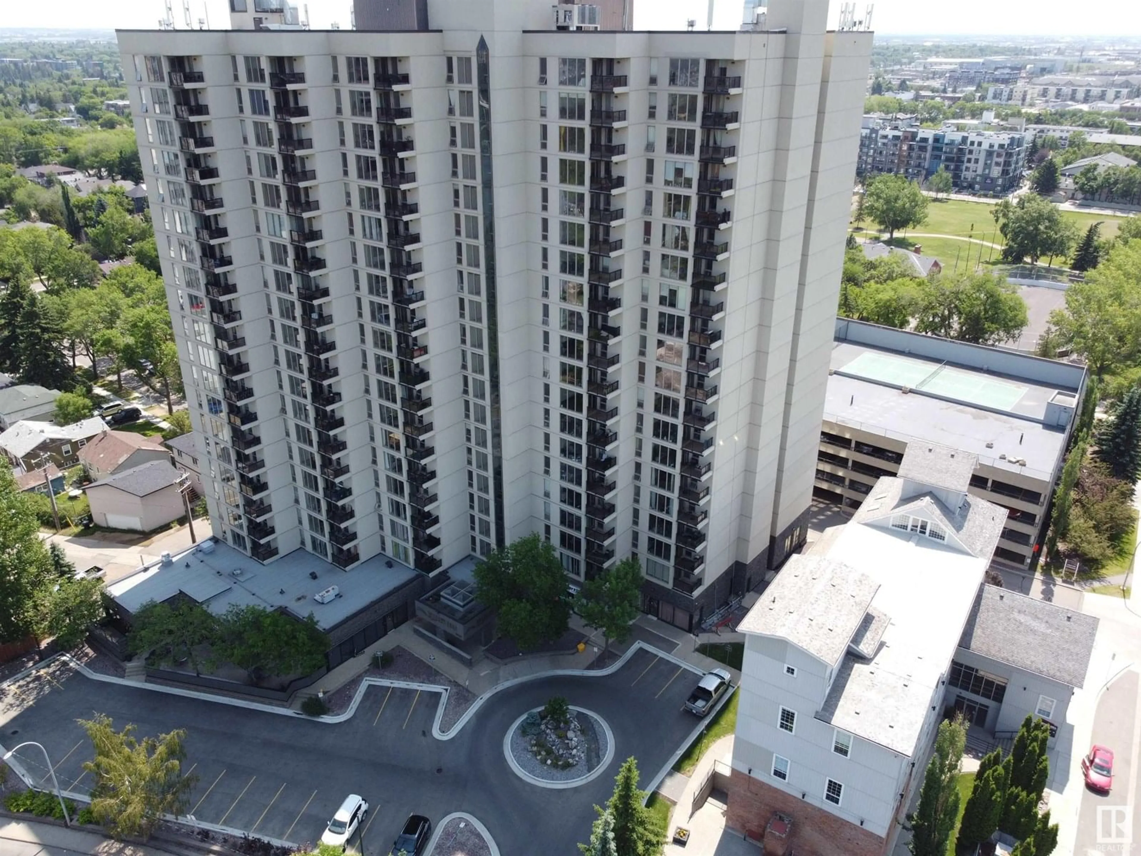 A pic from outside/outdoor area/front of a property/back of a property/a pic from drone, city buildings view from balcony for 1302 SASKATCHEWAN DR, Edmonton Alberta T6E6B6