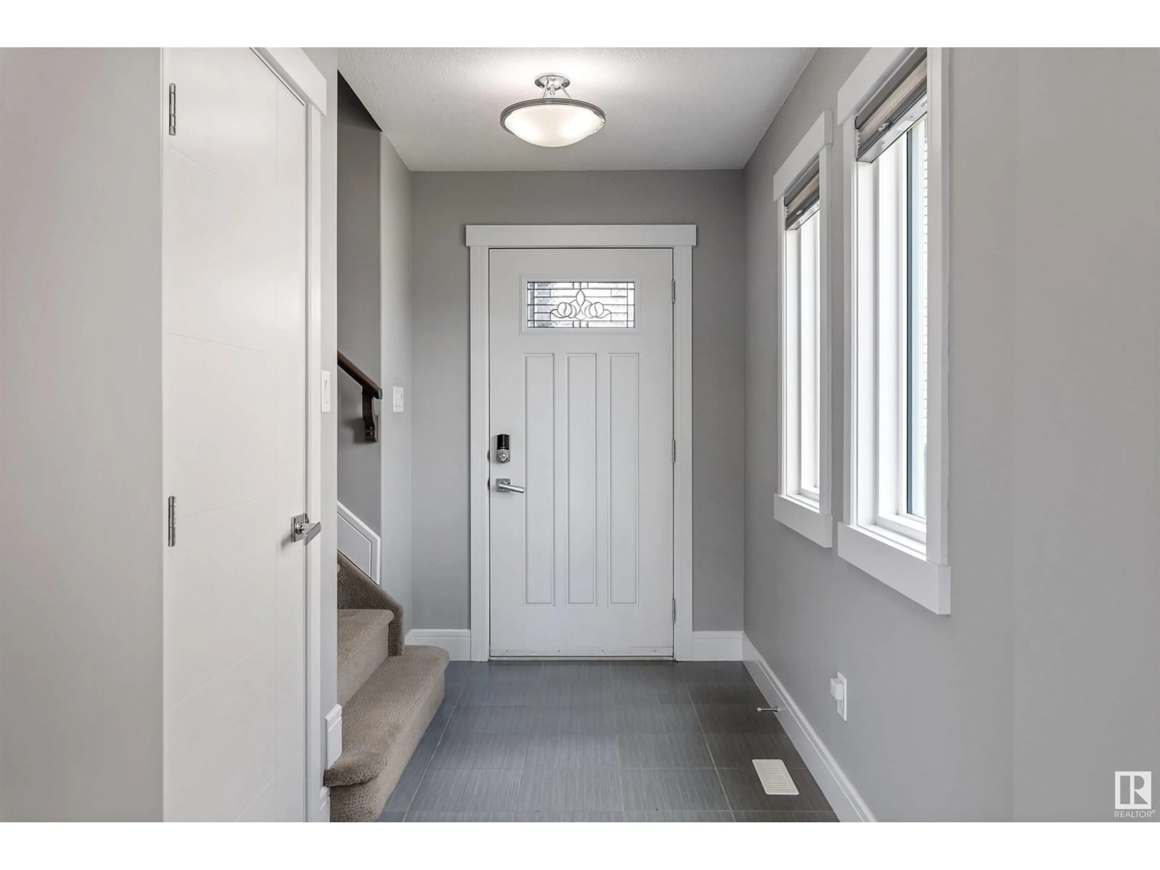 Indoor entryway for SW - 7277 ARMOUR CR, Edmonton Alberta T6W2S1
