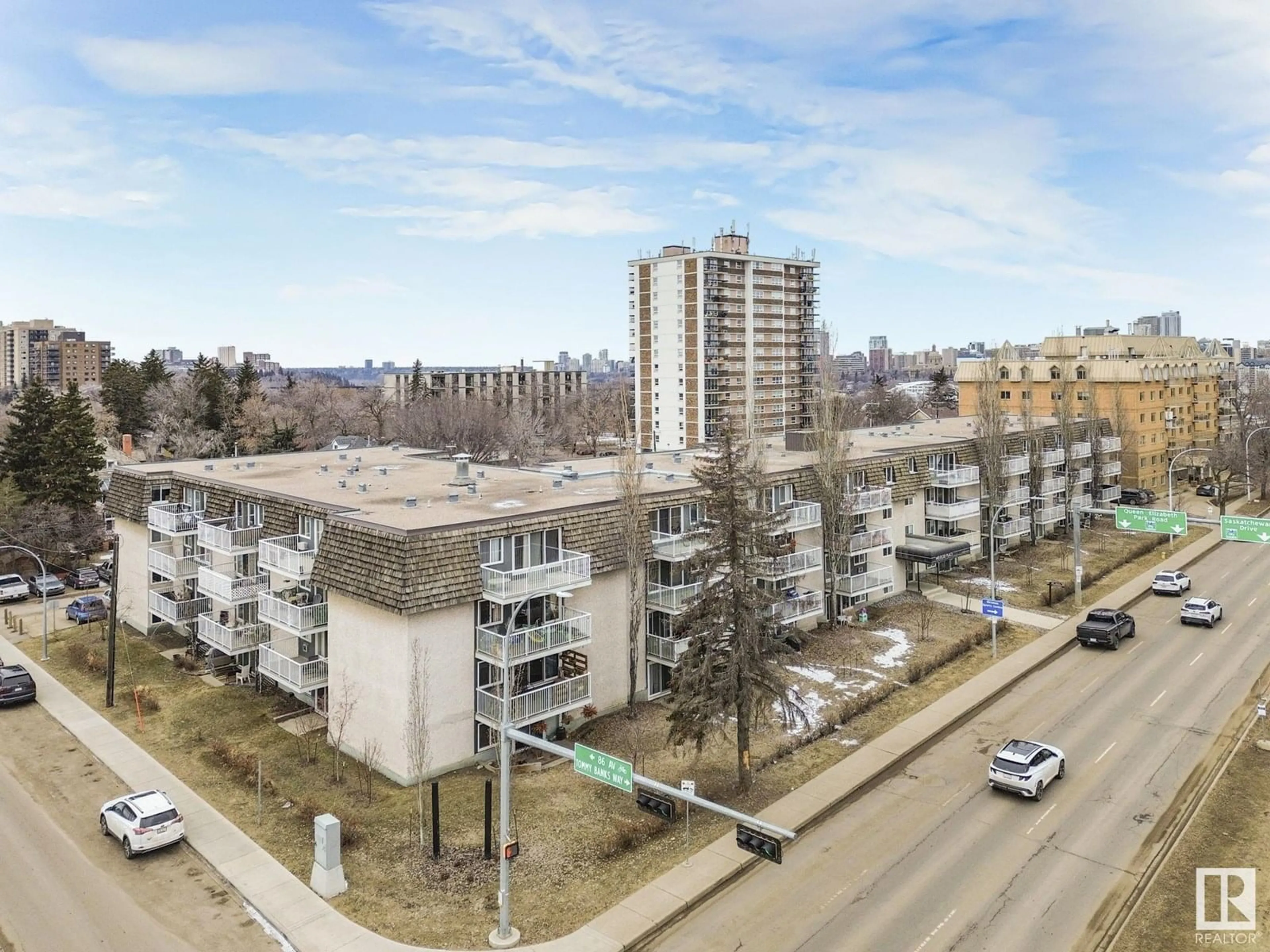 A pic from outside/outdoor area/front of a property/back of a property/a pic from drone, city buildings view from balcony for 8604 - 124 GATEWAY BV, Edmonton Alberta T6E4B6