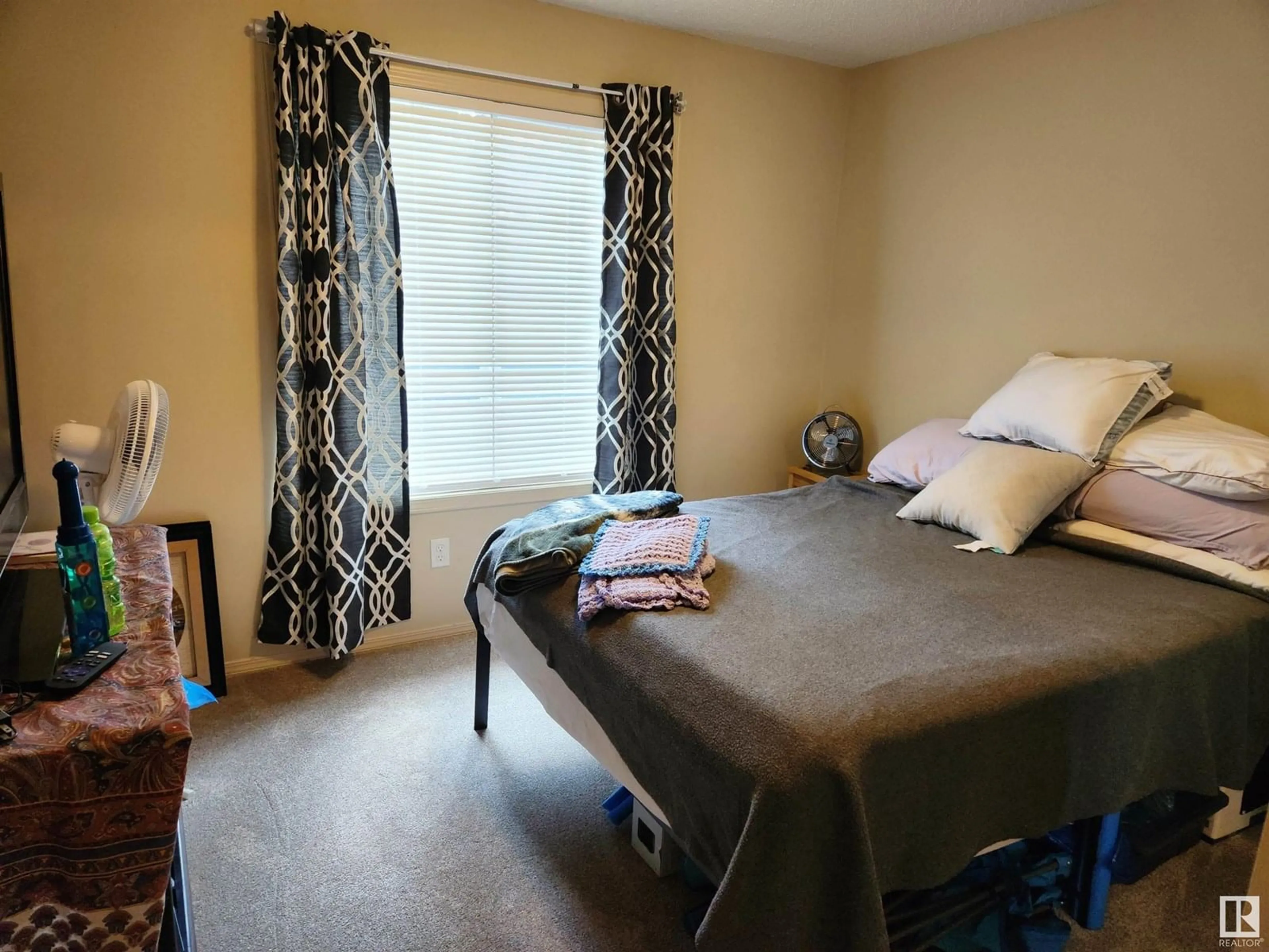 A pic of a room for #123 - 2098 BLACKMUD CREEK DR, Edmonton Alberta T6W1T7