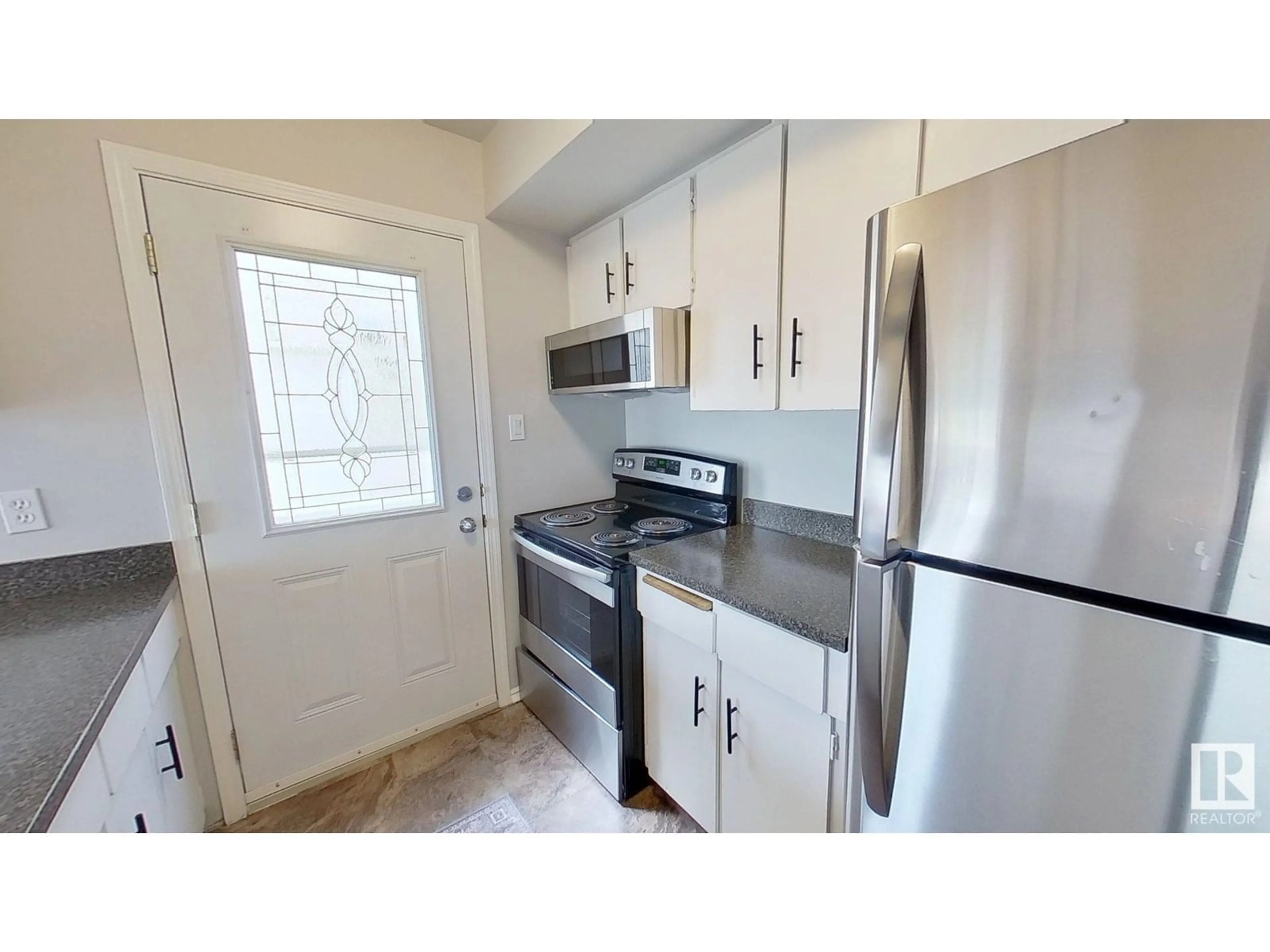 Standard kitchen, unknown for 27 LANCASTER TC, Edmonton Alberta T5X5S4