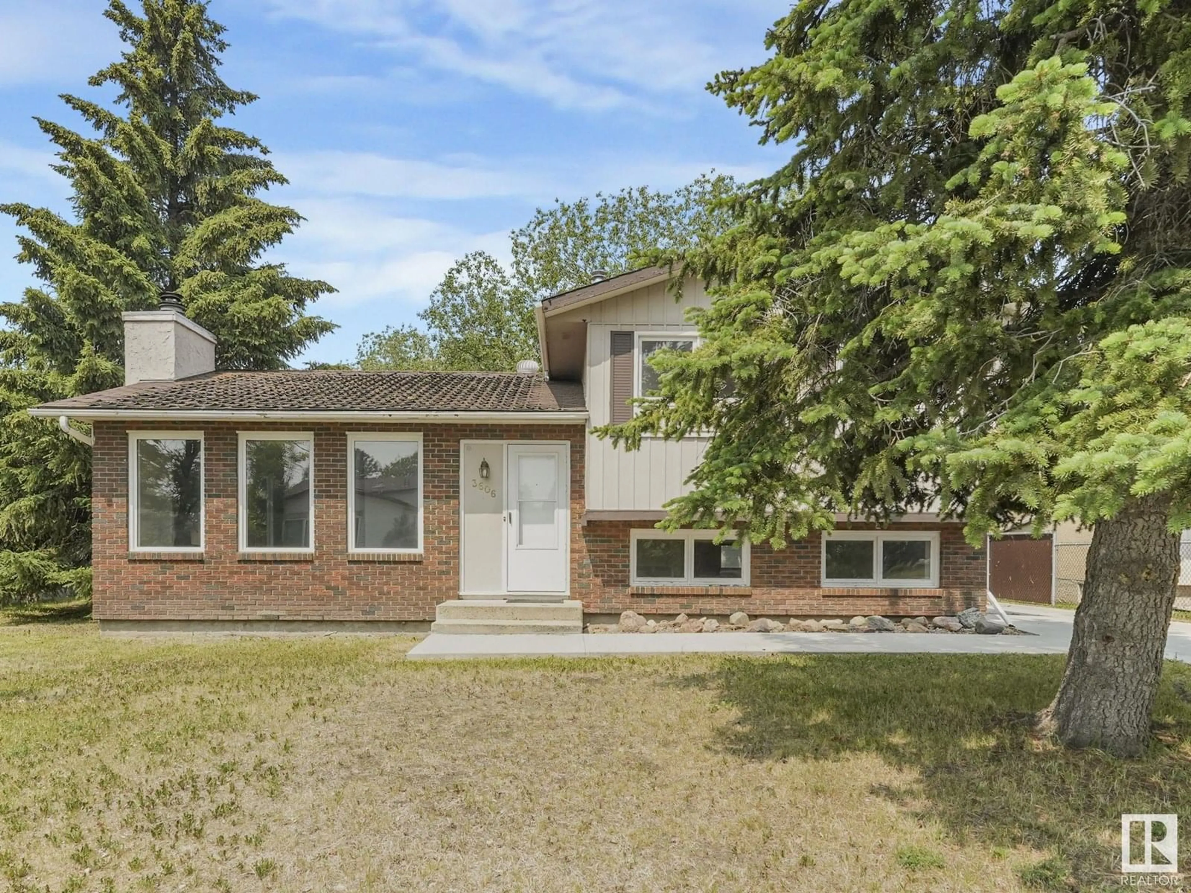 Home with brick exterior material, street for 3606 37 AV, Leduc Alberta T9E6G7