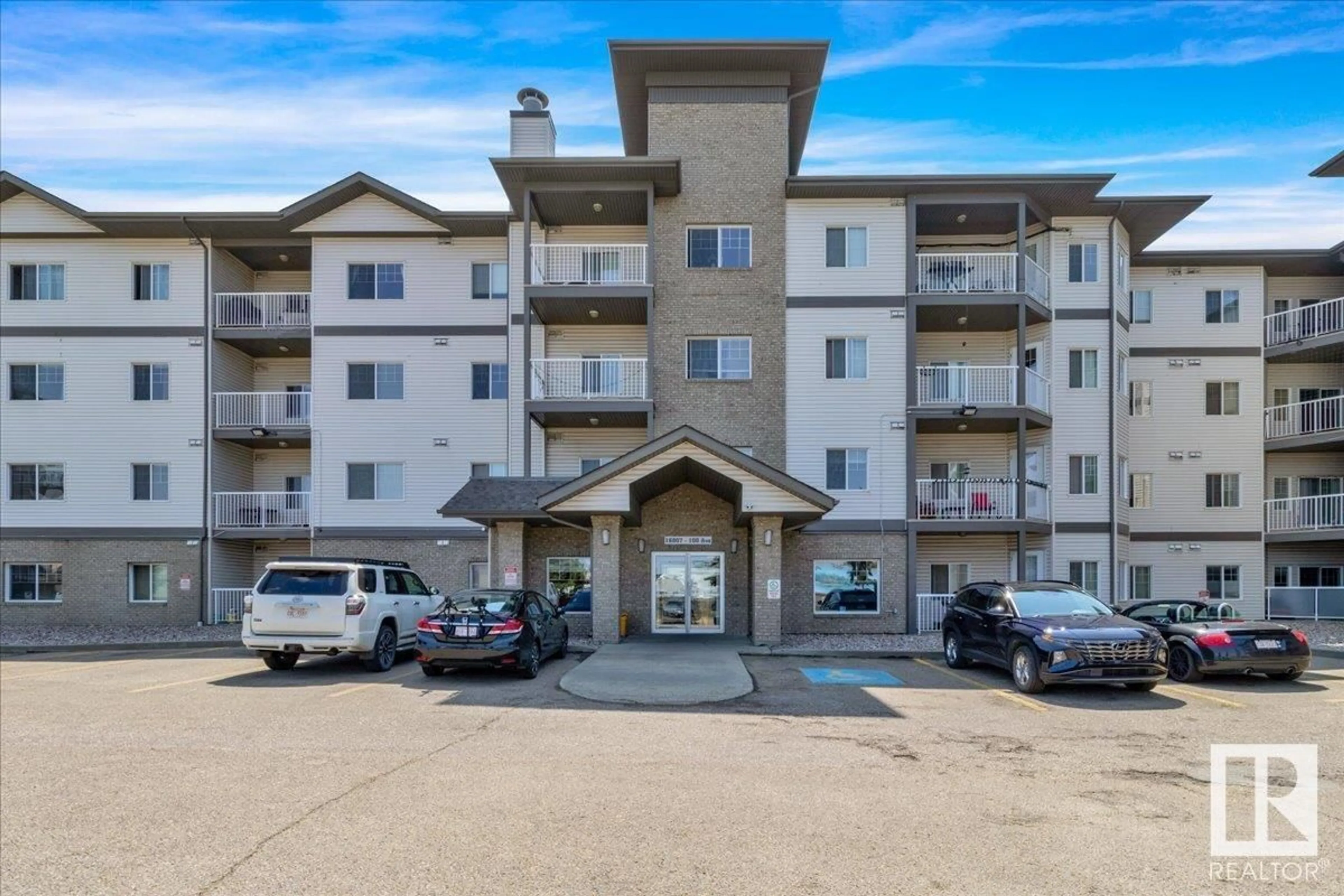 Unknown for NW - 429 16807 100 AV, Edmonton Alberta T5P4Z6