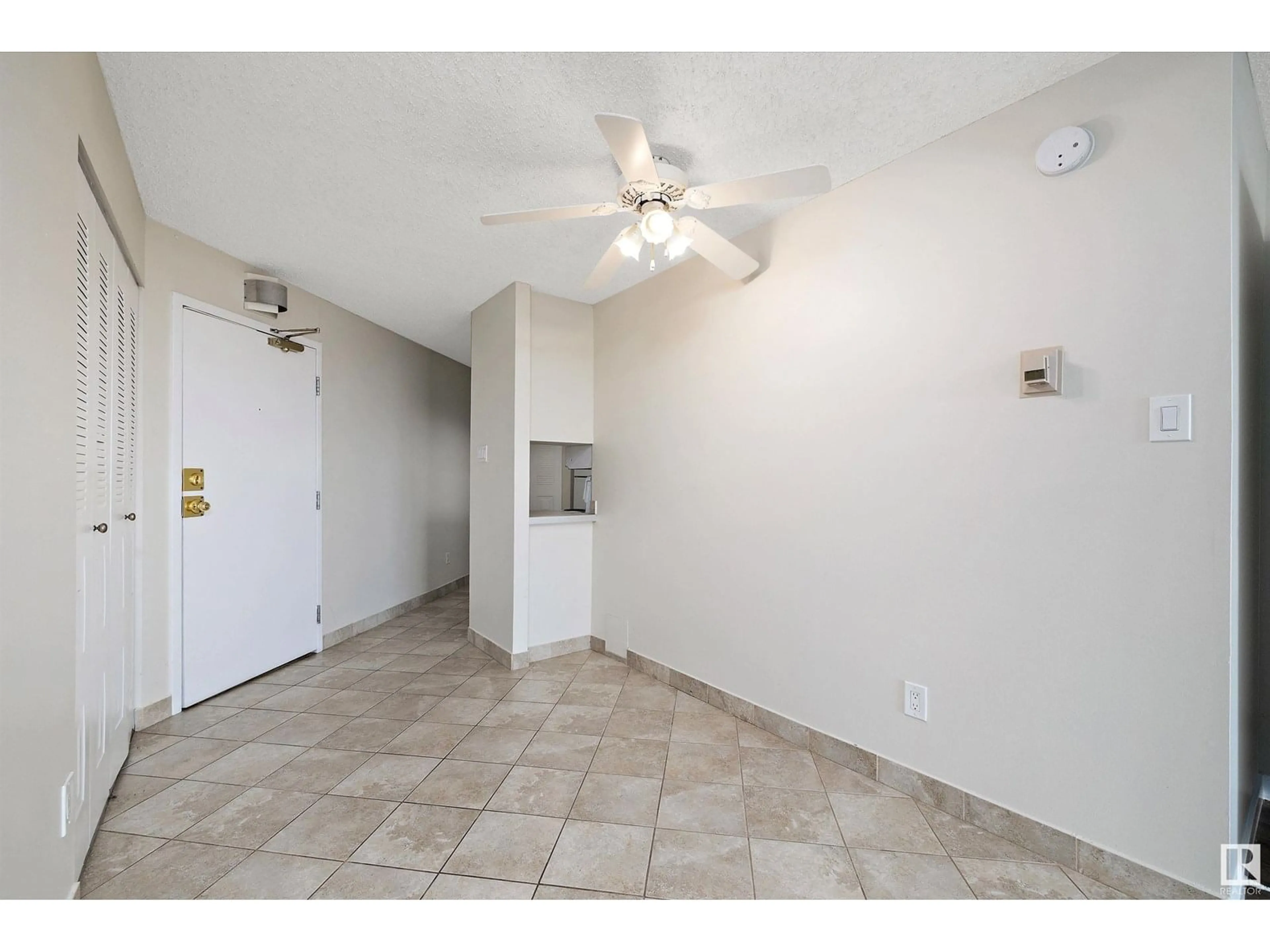 A pic of a room for 1503 SASKATCHEWAN DR, Edmonton Alberta T6E6B6