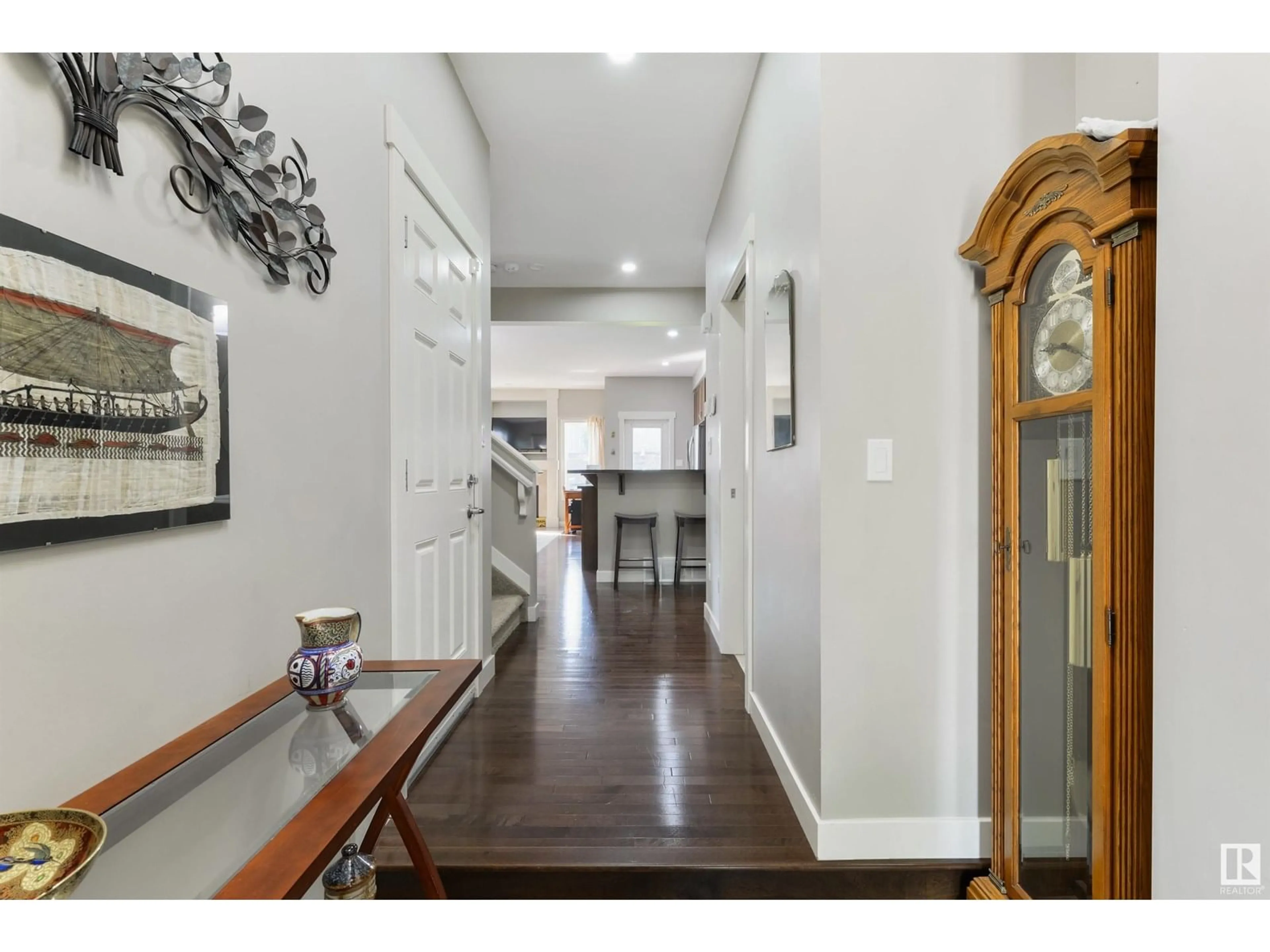 Indoor entryway for 71 HARTWICK LO, Spruce Grove Alberta T7X0A5