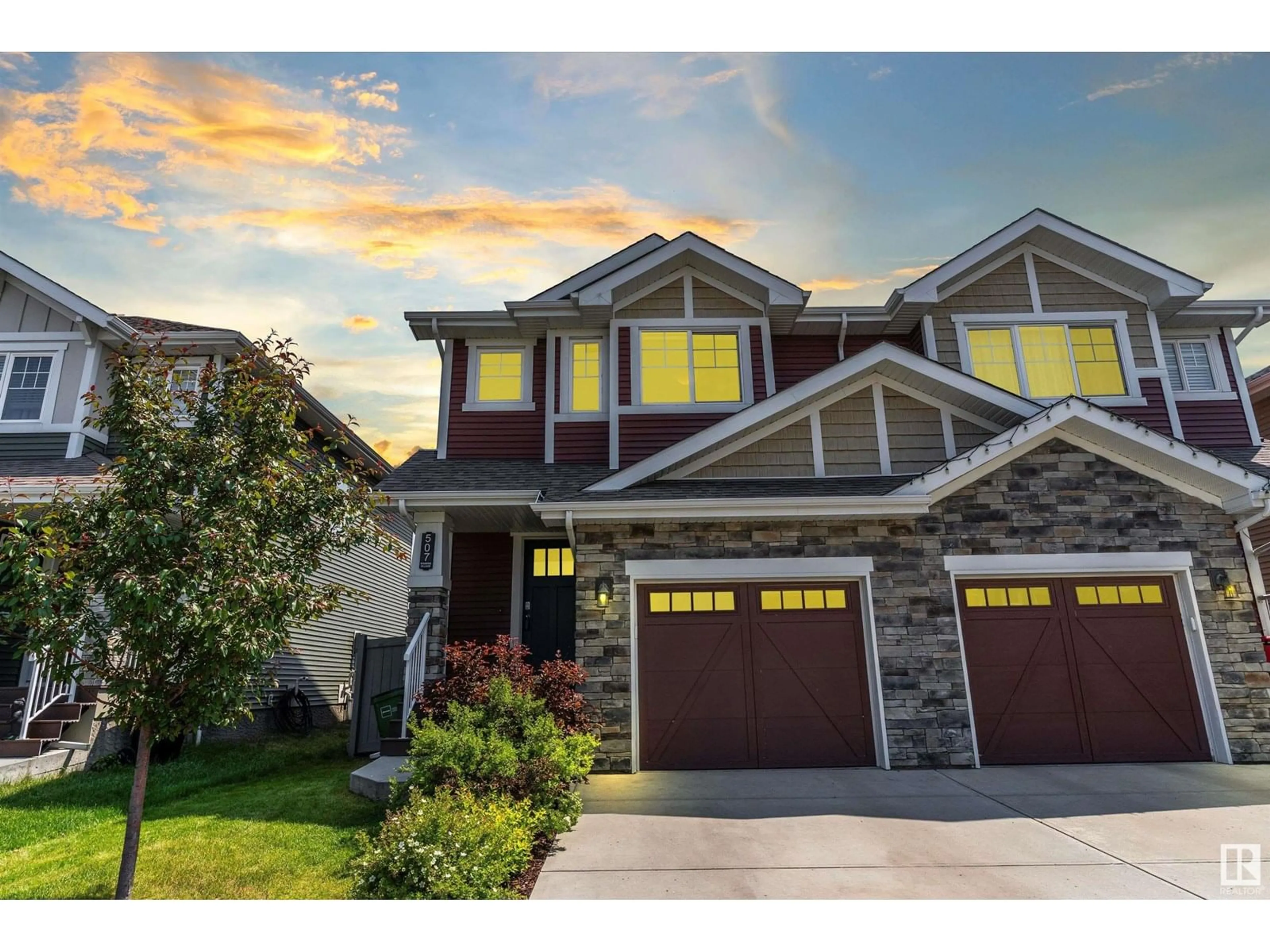Home with vinyl exterior material, street for 507 EBBERS WY, Edmonton Alberta T5Y3T8