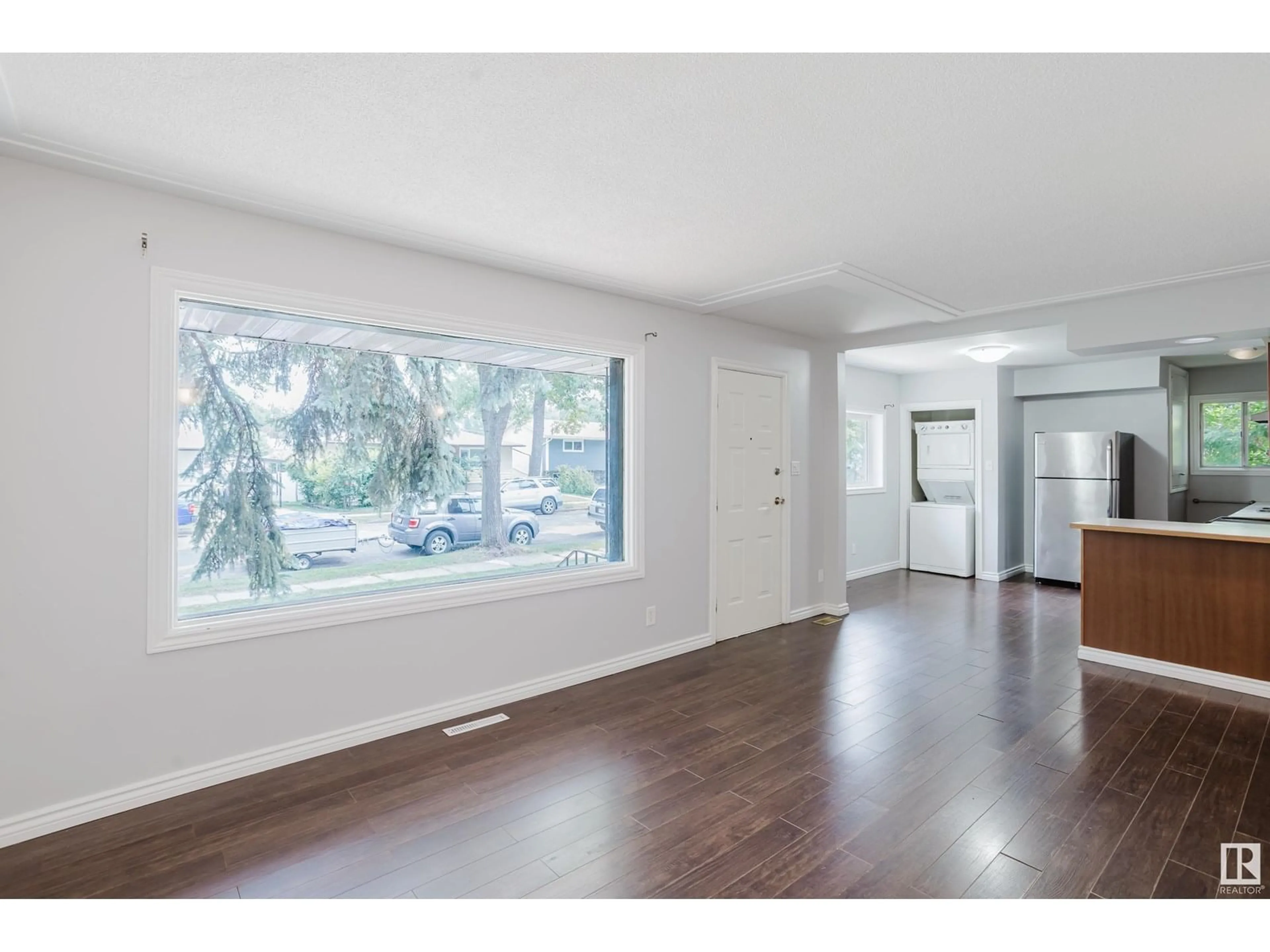 A pic of a room for NW - 11932 45 ST, Edmonton Alberta T5W2T6