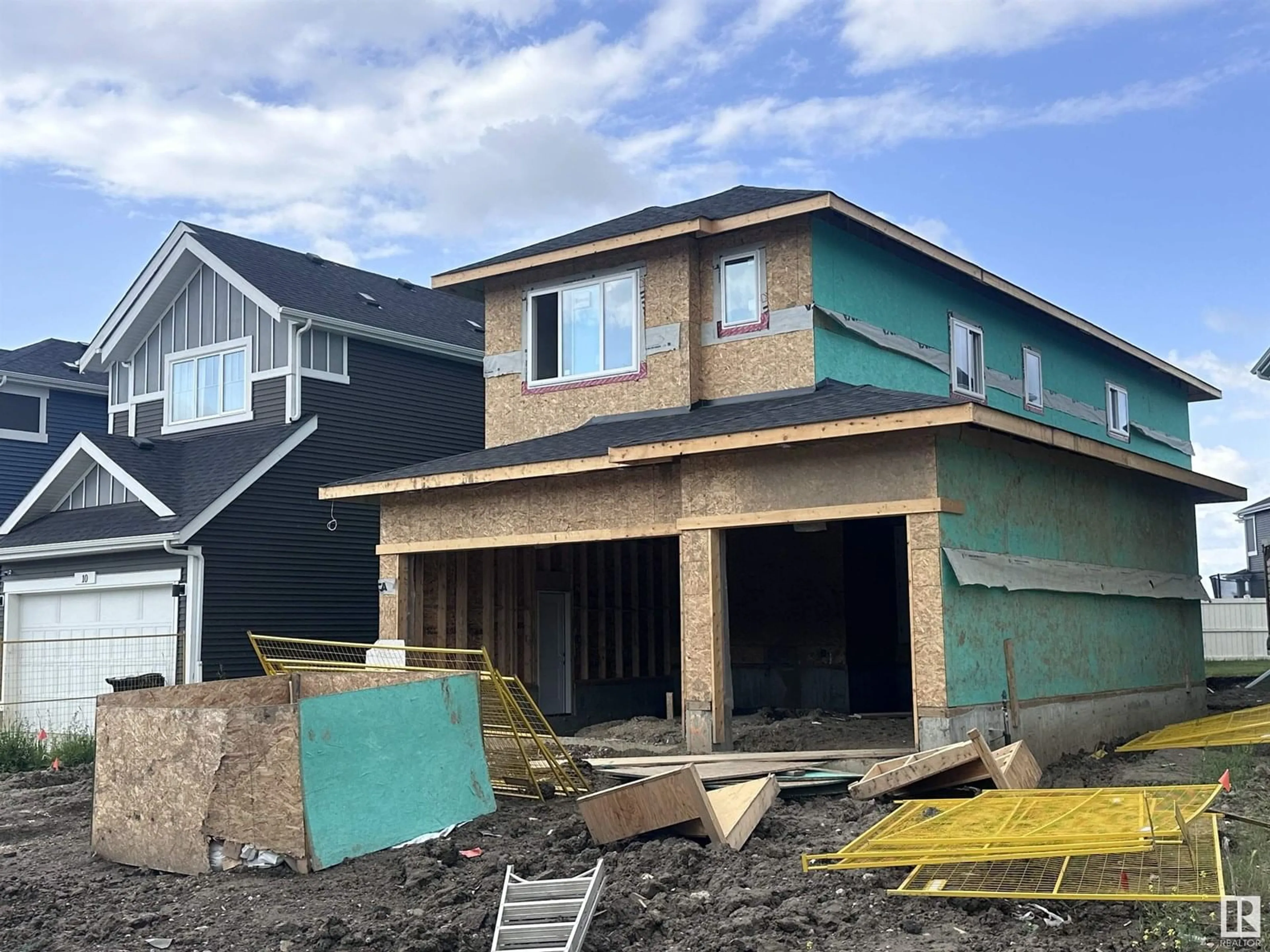 Home with vinyl exterior material, building for 8 STURTZ PL, Leduc Alberta T9E1M6