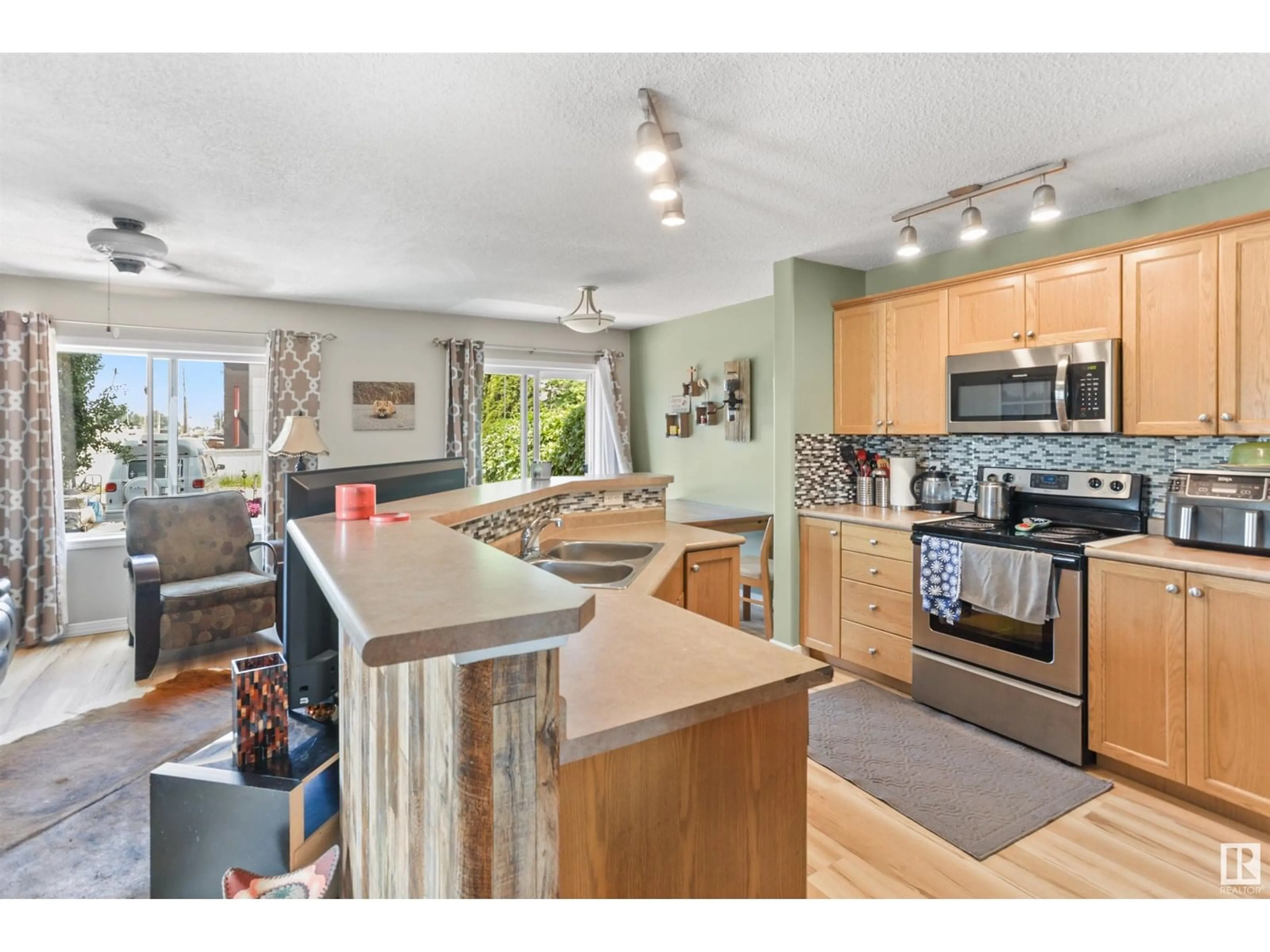 Open concept kitchen, unknown for 97 ERIE ST, Devon Alberta T9G2G3