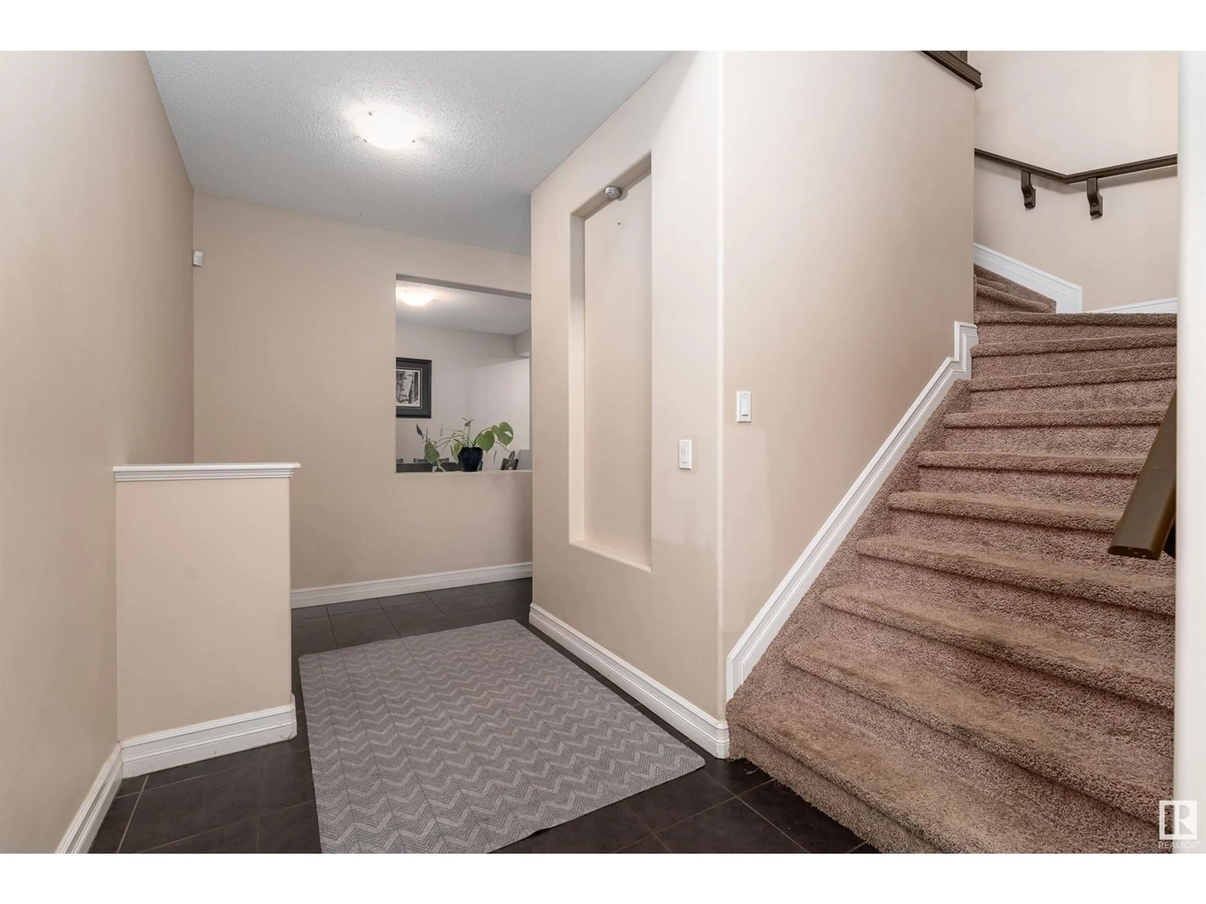 Unknown for 11535 16 AV, Edmonton Alberta T6W0Z9