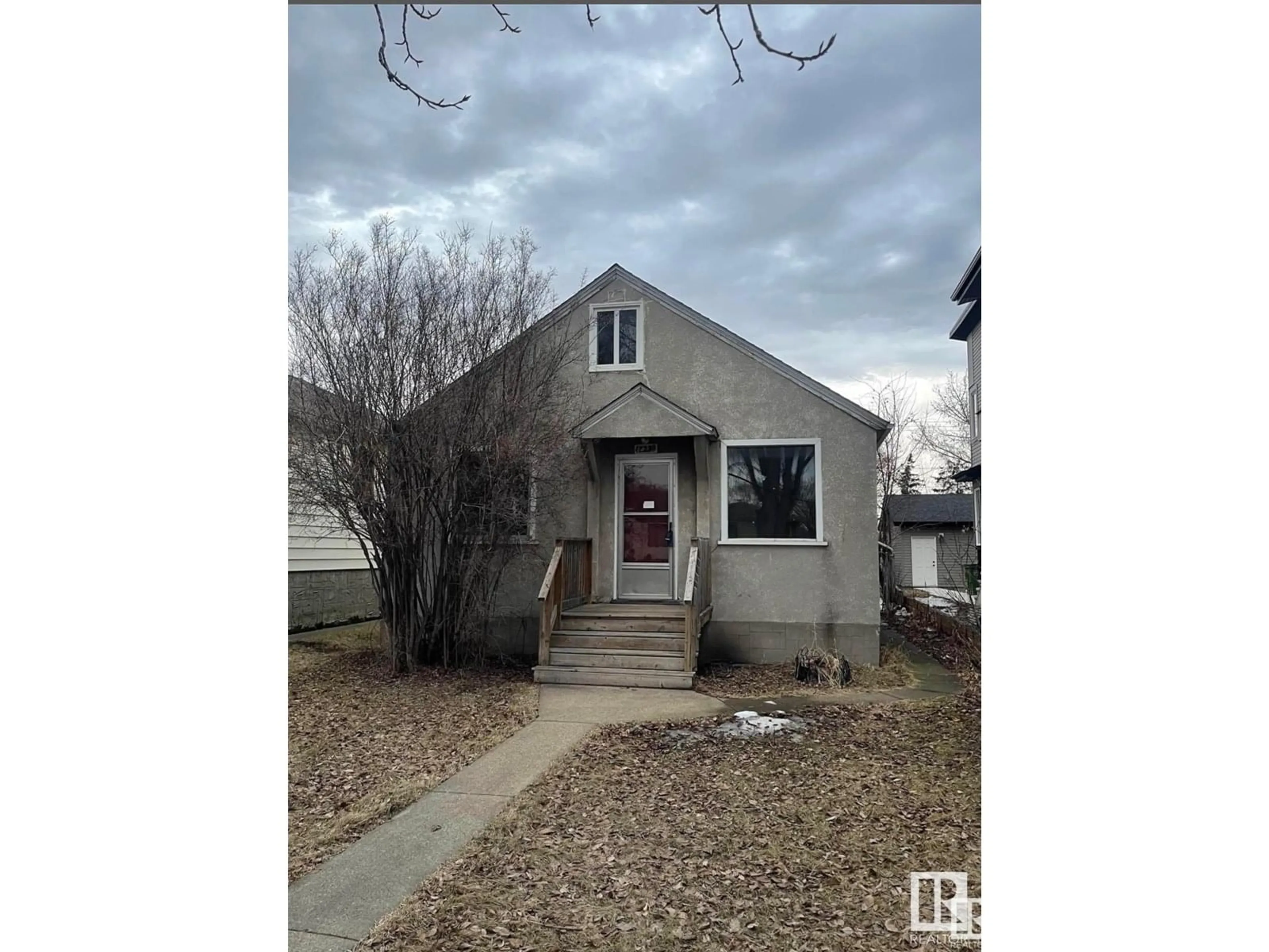 Unknown for 12239 101 ST, Edmonton Alberta T5G2C5