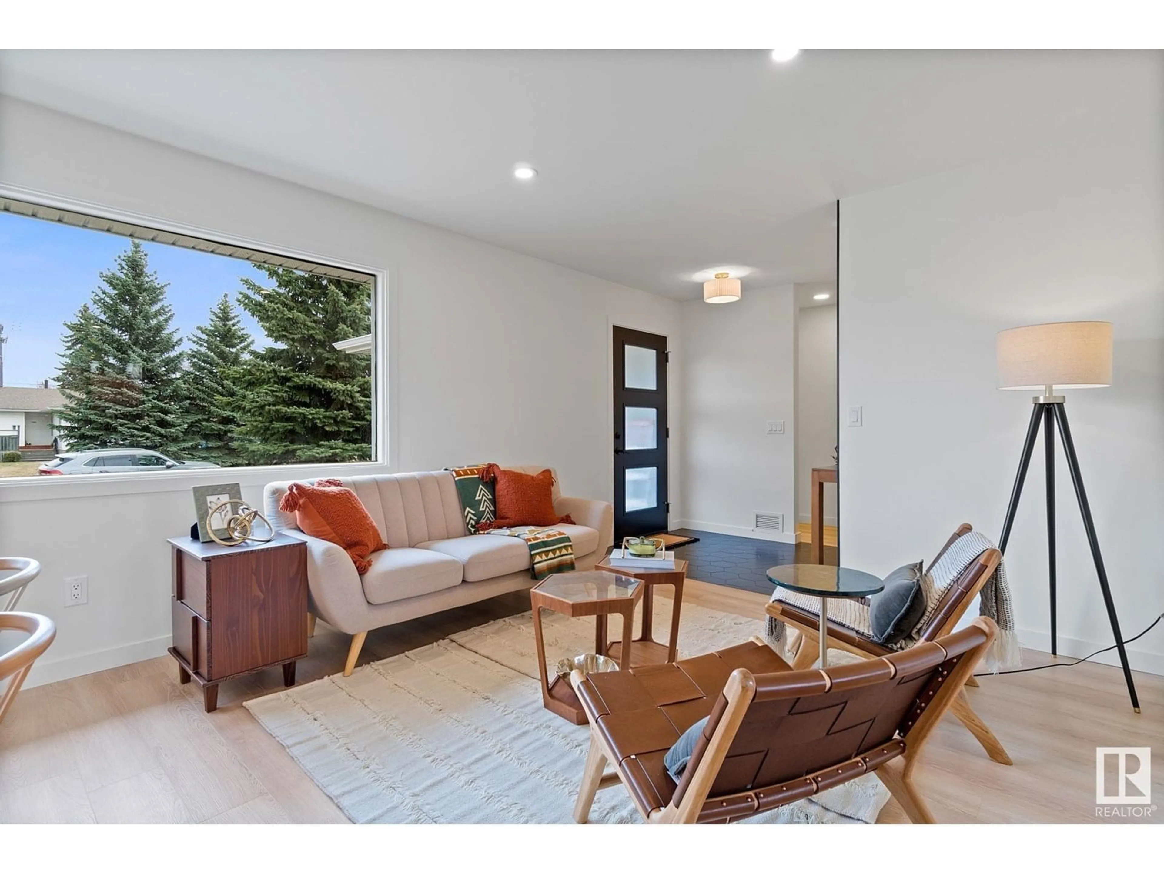 Living room with furniture, unknown for 9444 74 ST, Edmonton Alberta T6B2B4