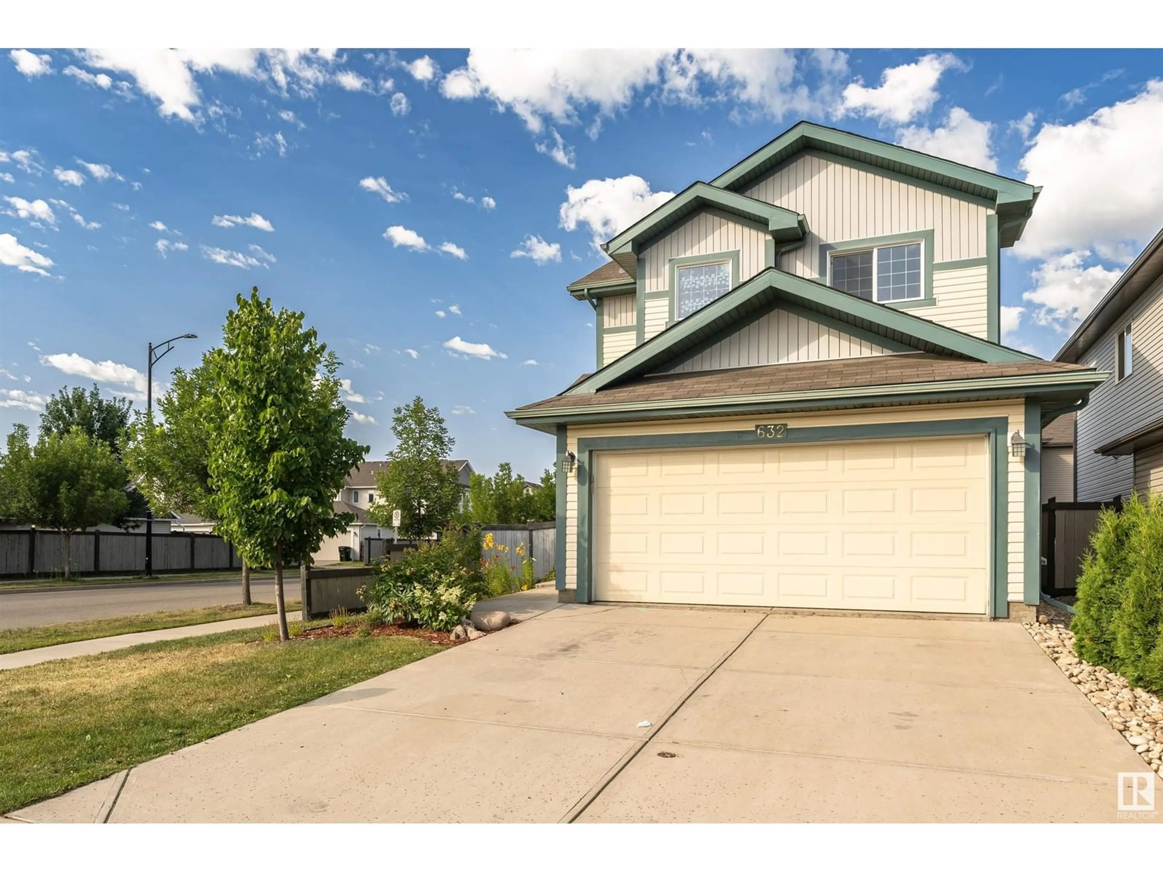 A pic from outside/outdoor area/front of a property/back of a property/a pic from drone, street for SW - 632 176 ST, Edmonton Alberta T6W2G7