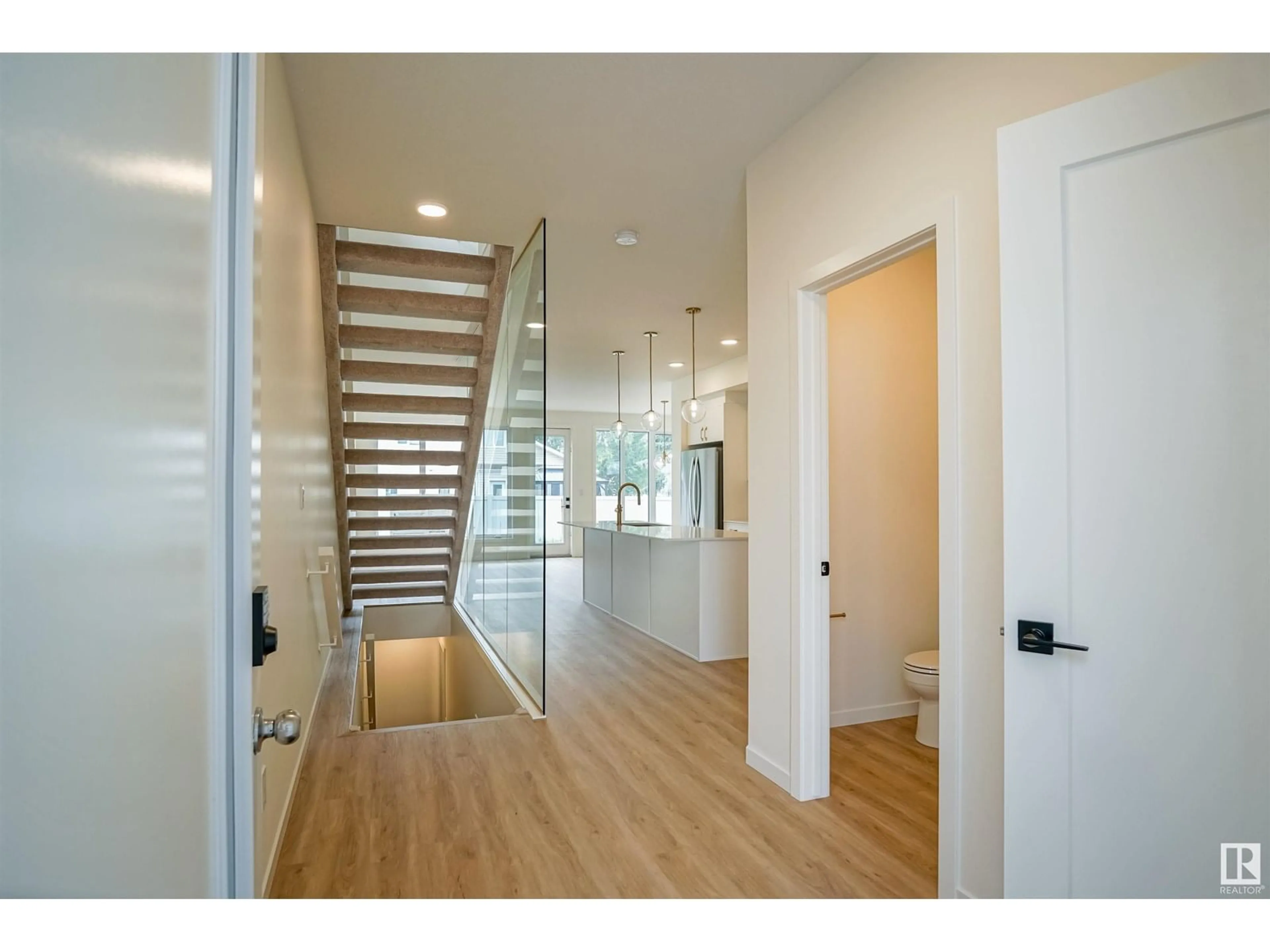 Indoor entryway for NW - 17346 98A ST, Edmonton Alberta T5X5V6