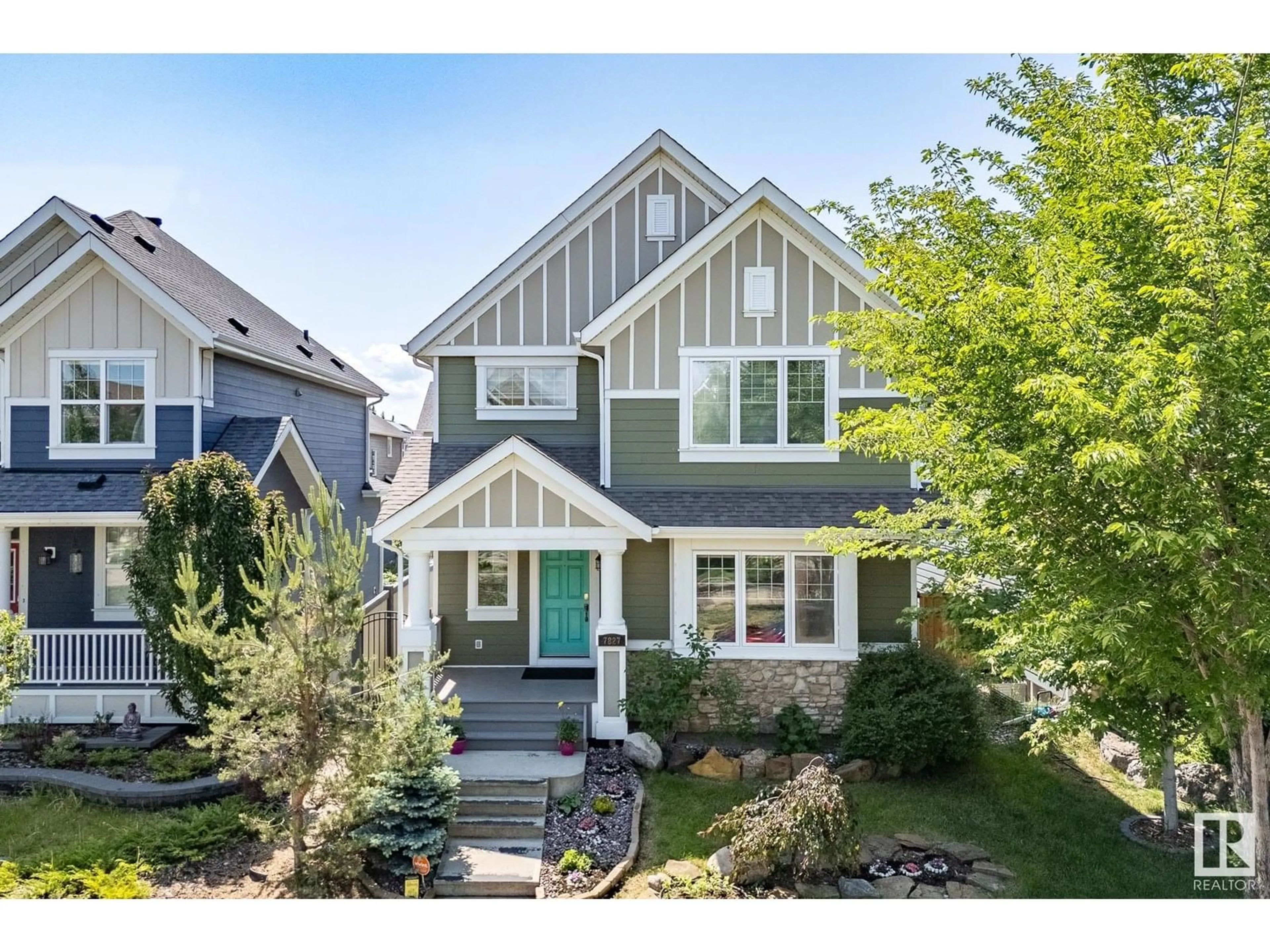 Home with vinyl exterior material, street for 7827 SUMMERSIDE GRANDE BV, Edmonton Alberta T6X0X9
