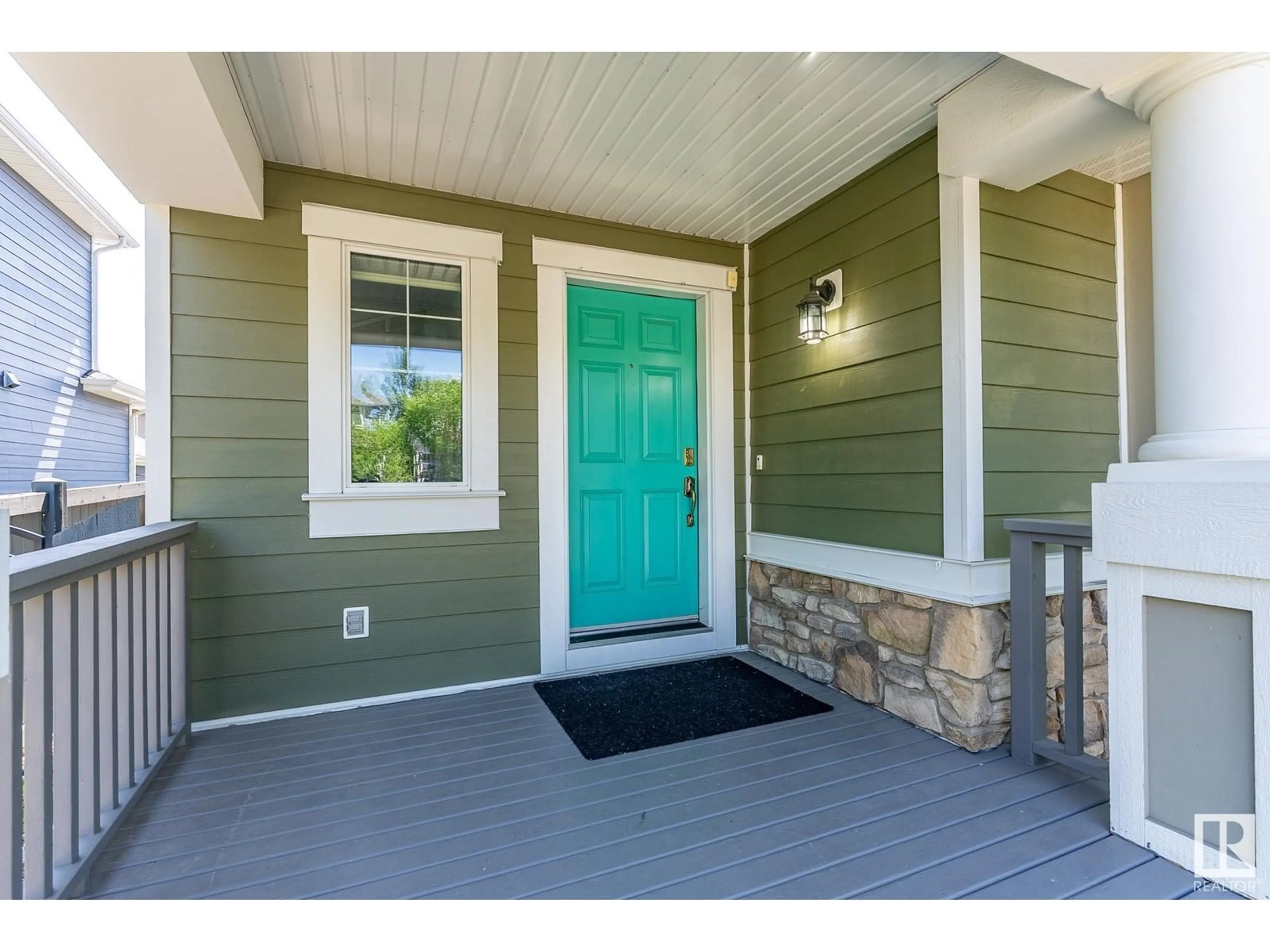 Indoor entryway for 7827 SUMMERSIDE GRANDE BV, Edmonton Alberta T6X0X9