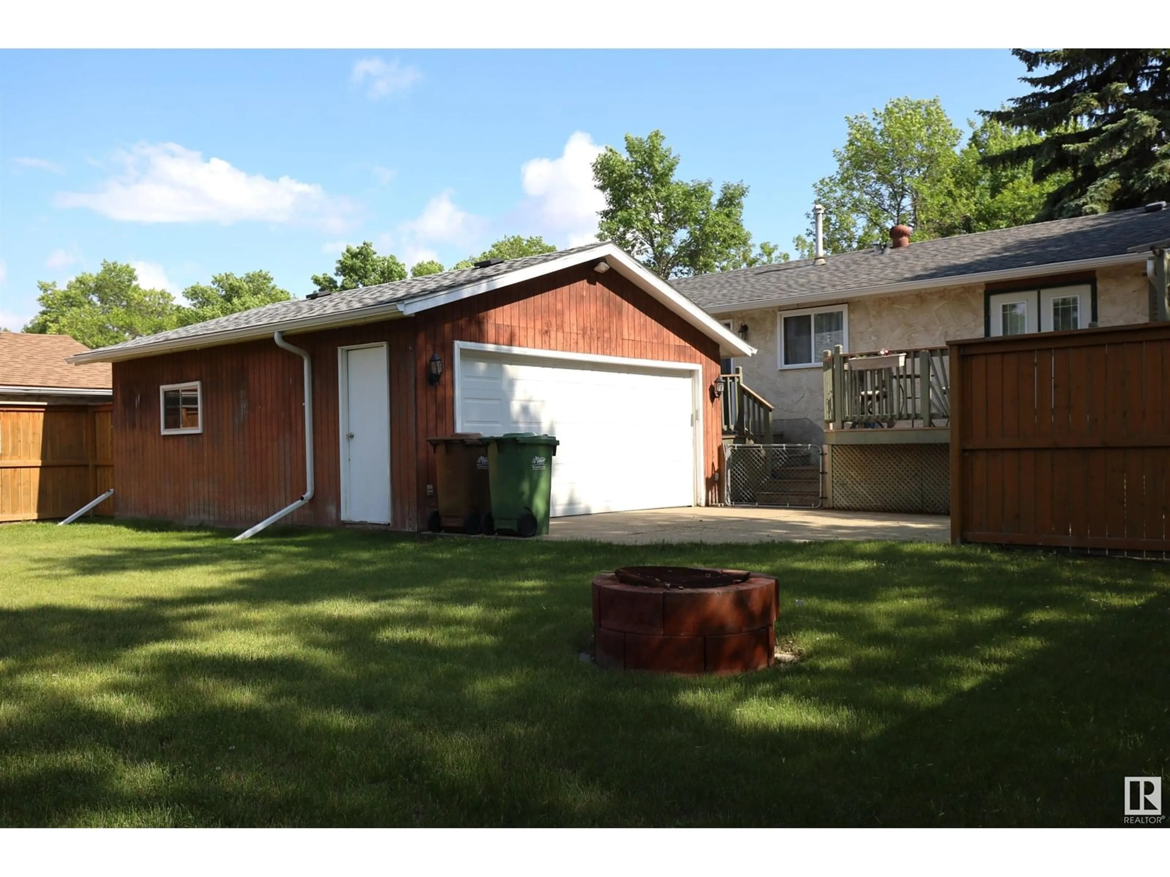 Unknown for 1 MILBURN CR, St. Albert Alberta T8N2C4