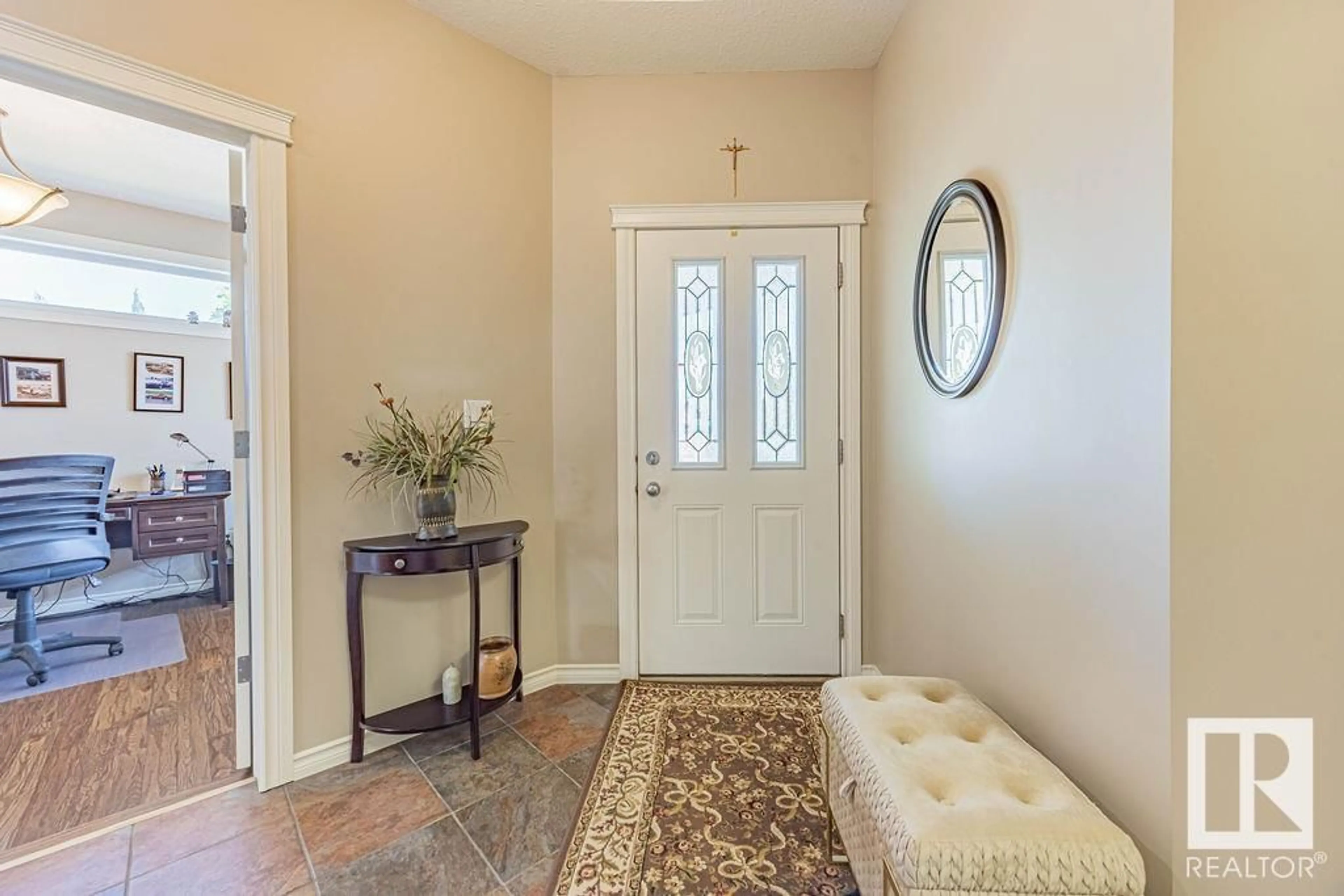 Indoor entryway for 571 RIDGELAND WY, Sherwood Park Alberta T8A3A5