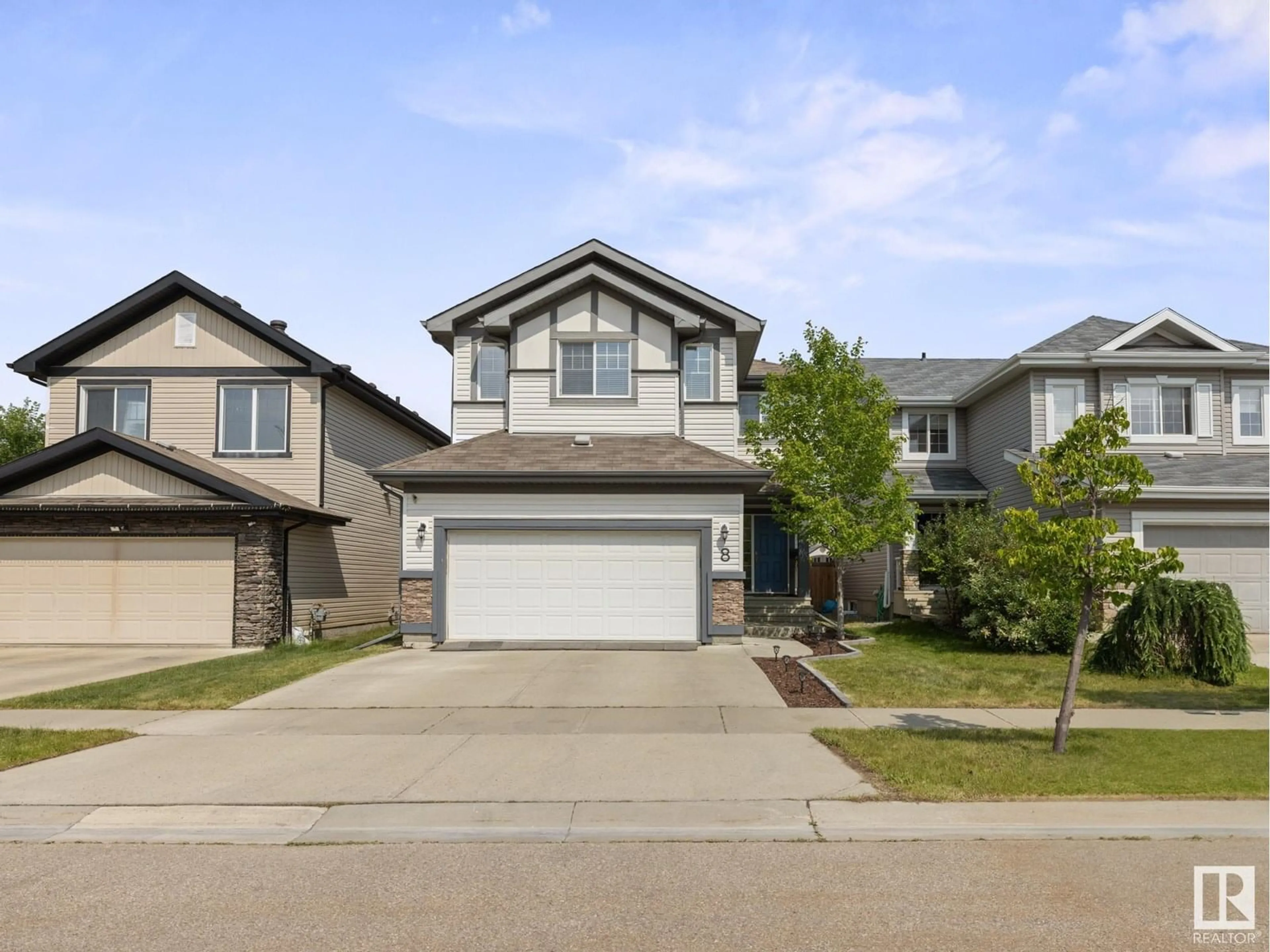 Home with vinyl exterior material, street for 8 BREMNER CRESCENT, Fort Saskatchewan Alberta T8L0E2