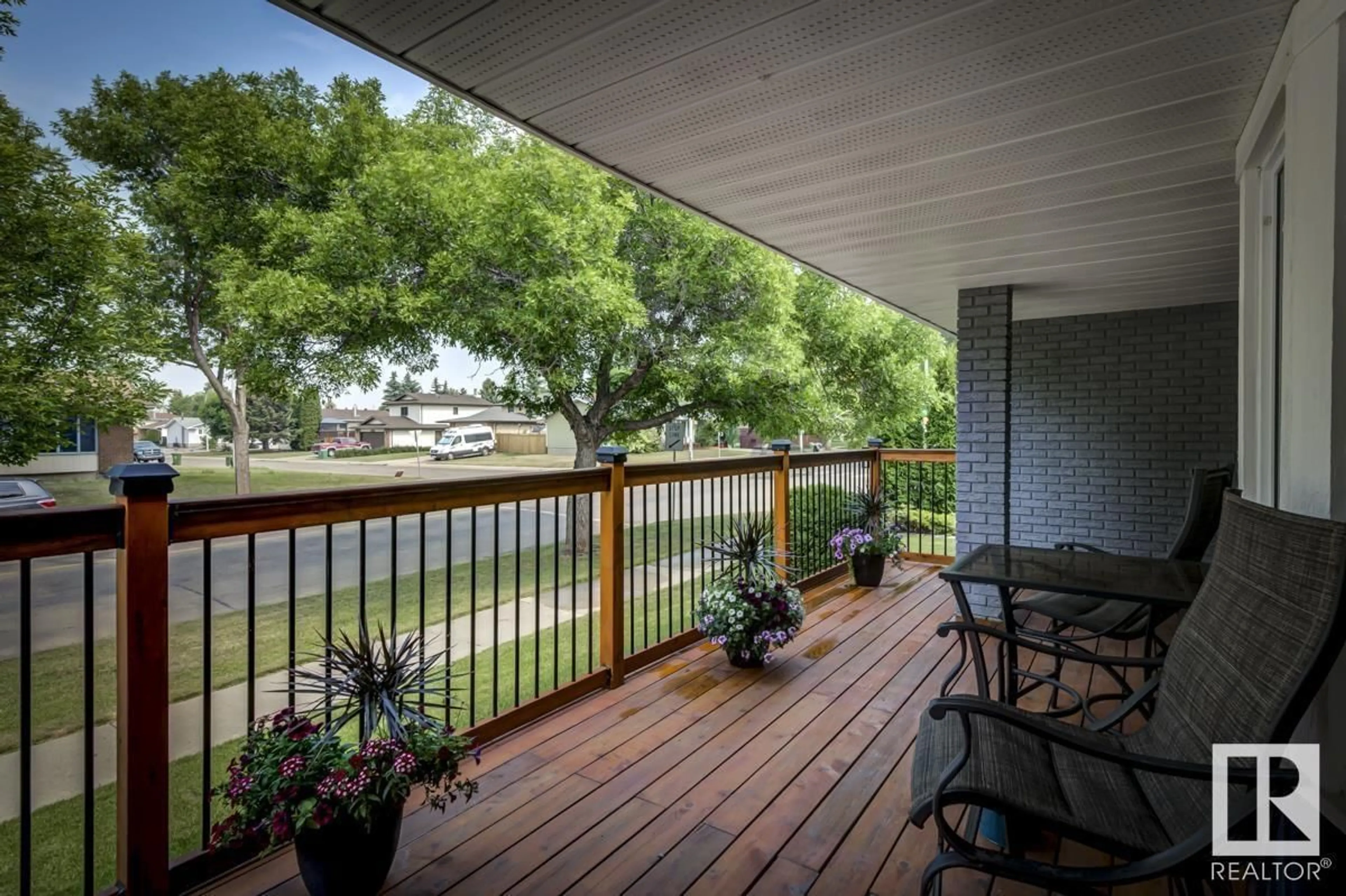 Patio, water/lake/river/ocean view for 8329 99 AV, Fort Saskatchewan Alberta T8L3E4