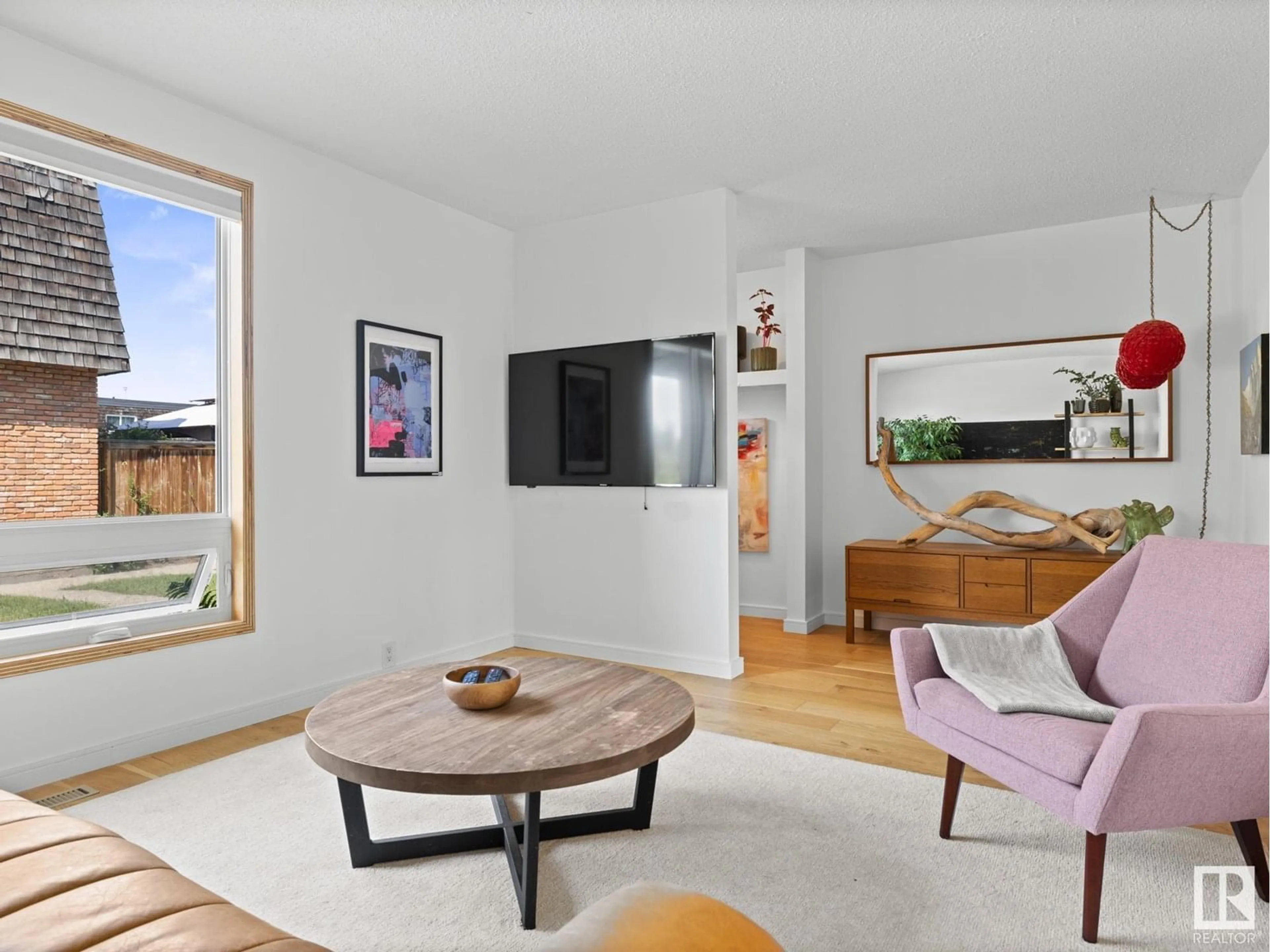 Living room with furniture, unknown for NW - 167 MAYFAIR MEWS ME, Edmonton Alberta T5E5R7