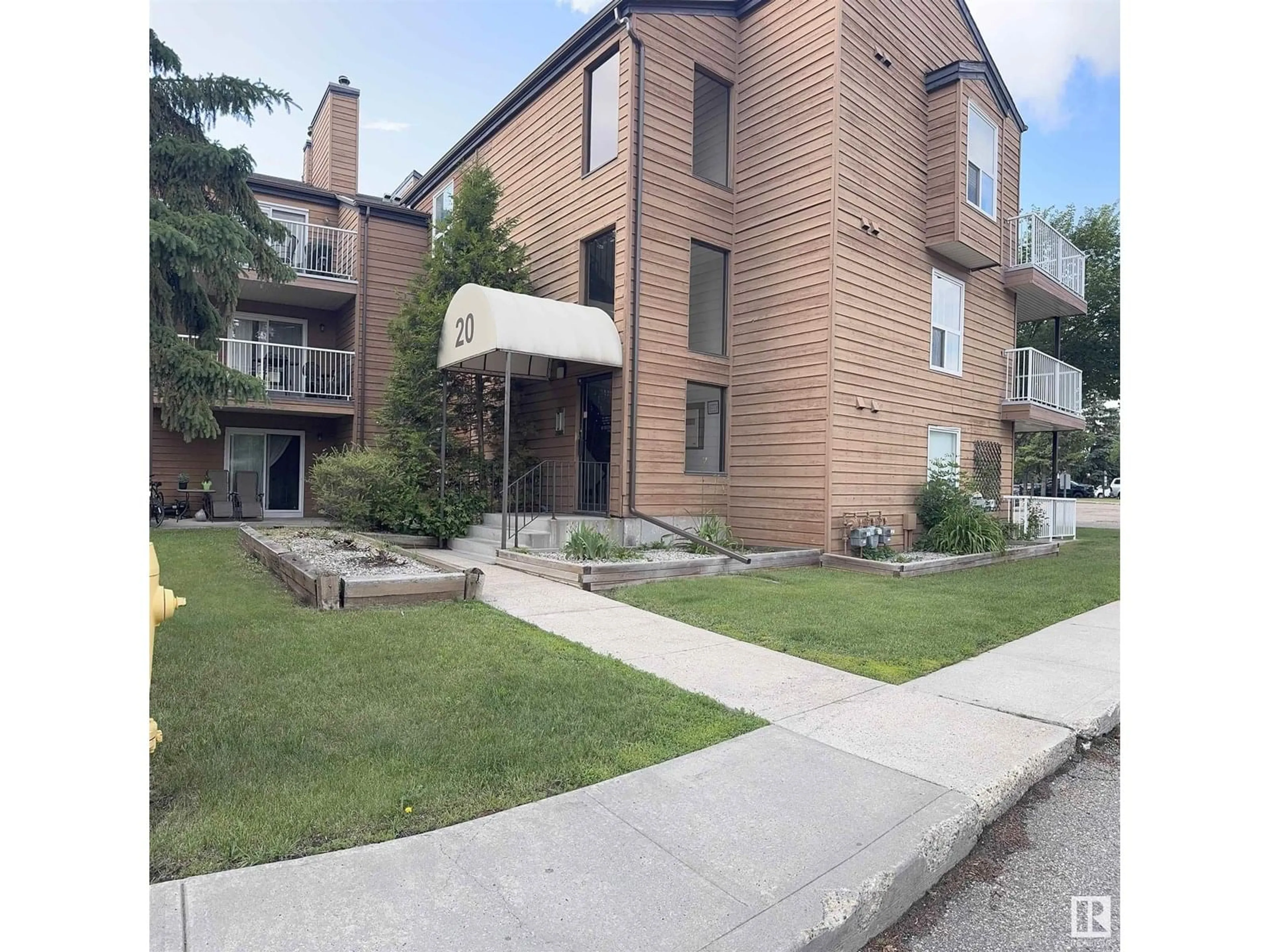 Patio, street for 20 - 210 ALPINE PL, St. Albert Alberta T8N3Y2