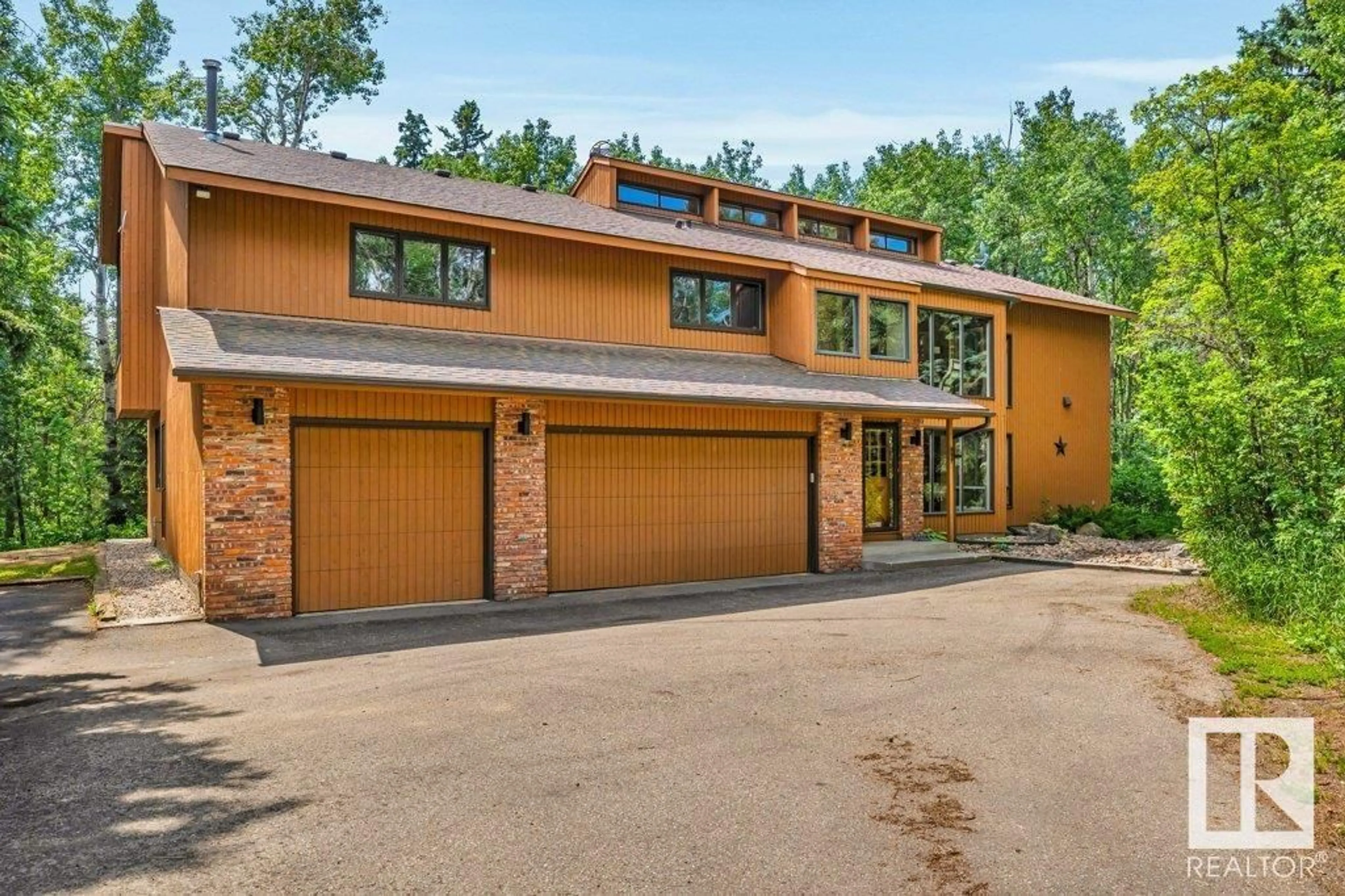 Home with brick exterior material, unknown for 44 26120 TWP RD RD, Rural Parkland County Alberta T7Y1B8