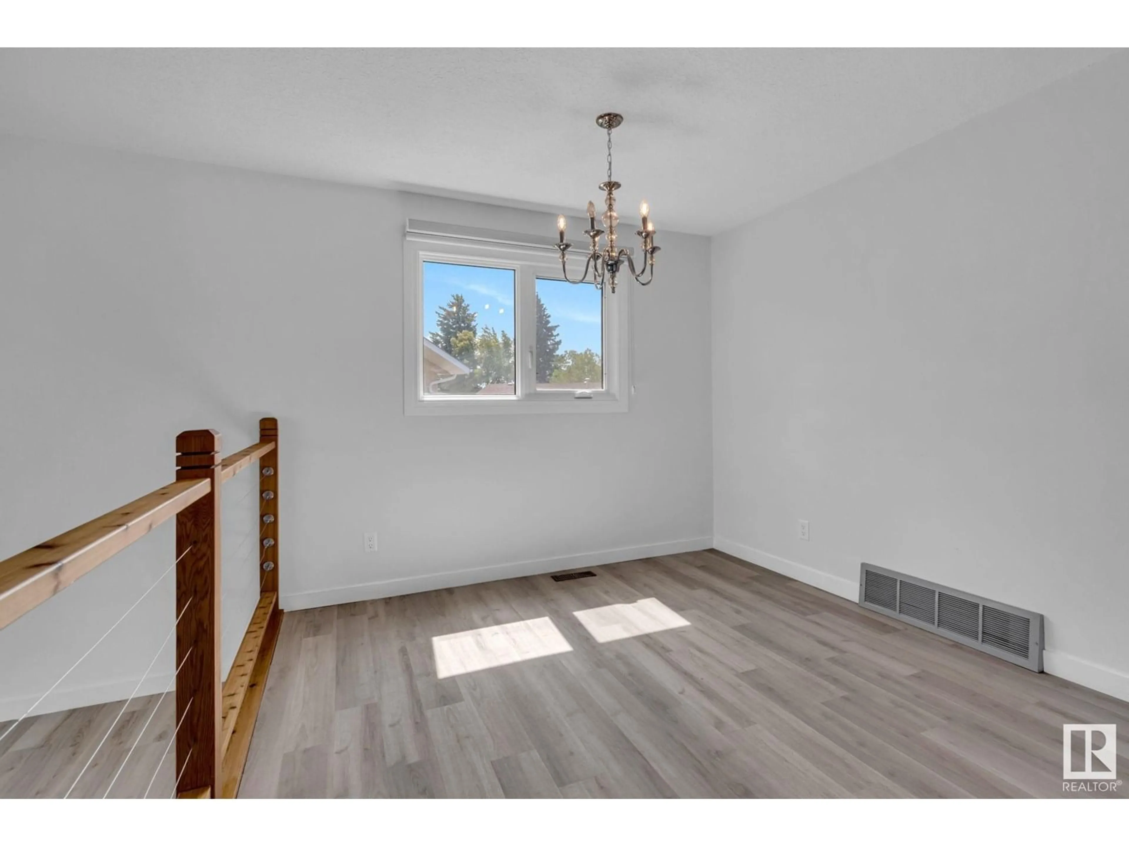 A pic of a room for 2088 74 ST, Edmonton Alberta T6K2L4