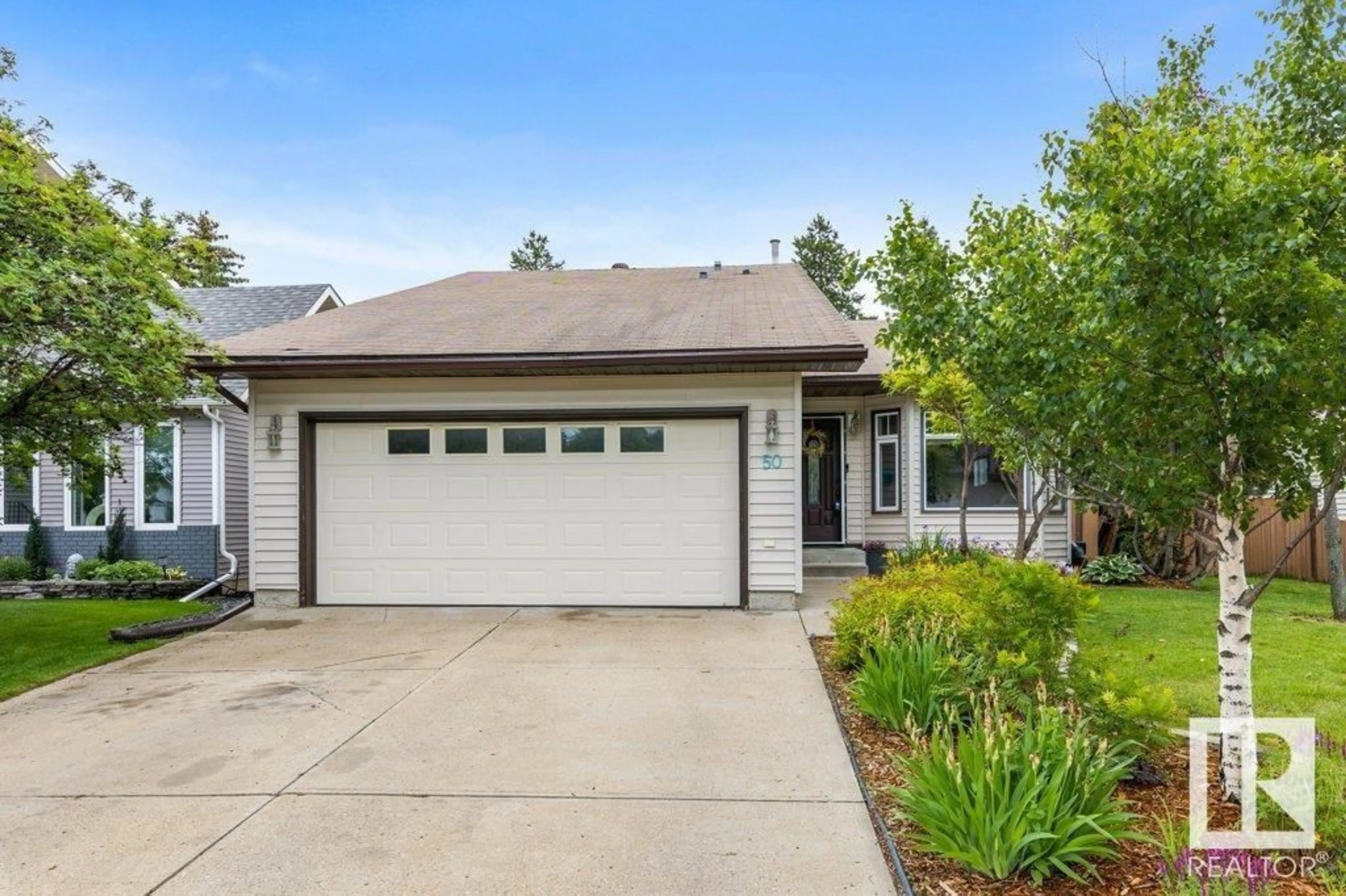 Home with vinyl exterior material, street for 50 DALHOUSIE ST, St. Albert Alberta T8N4Y9