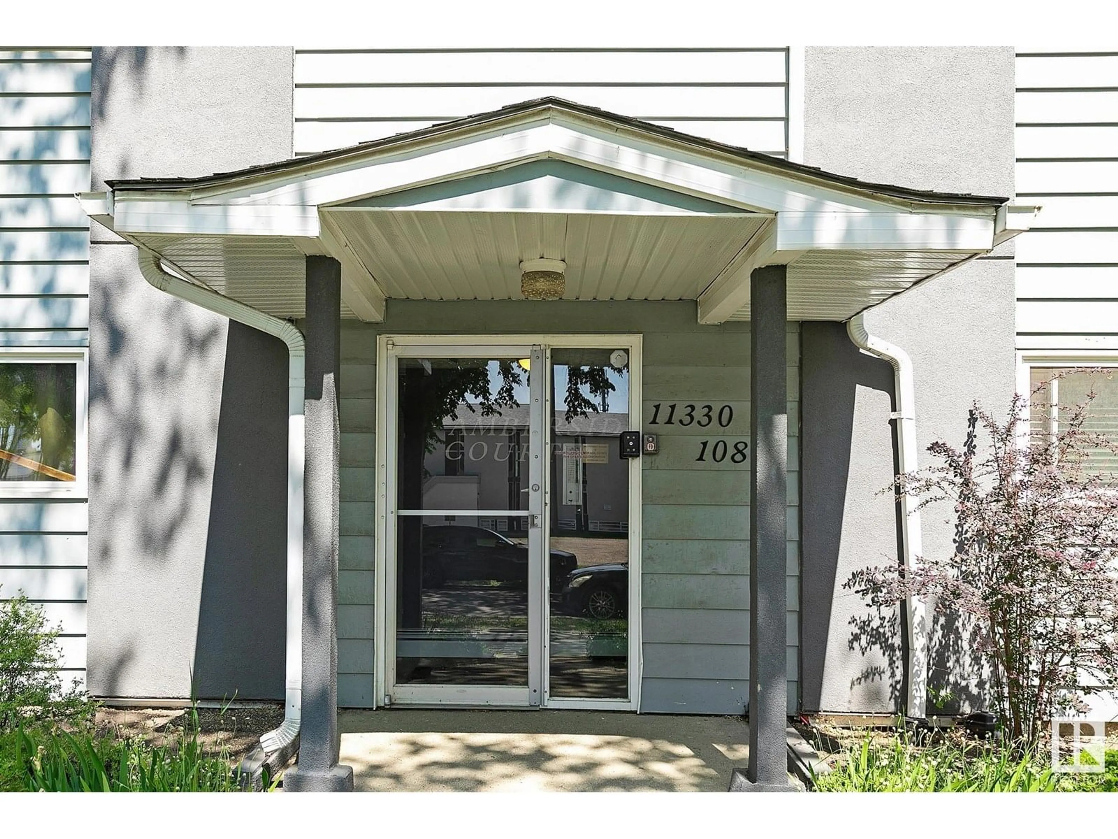 Unknown for #302 - 11330 108 AV, Edmonton Alberta T5H1B6