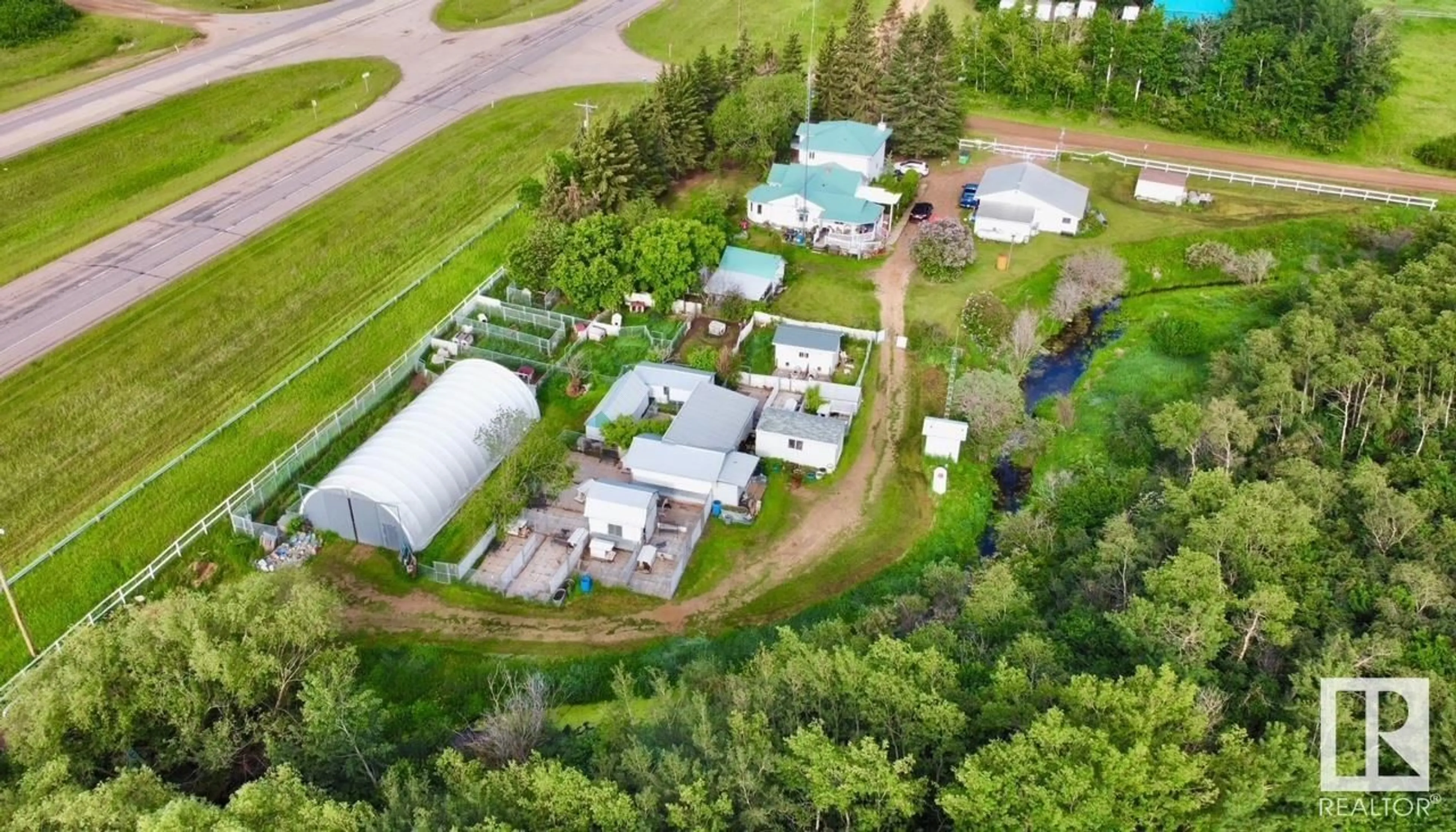 A pic from outside/outdoor area/front of a property/back of a property/a pic from drone, unknown for 532003 RANGE RD 192, Rural Lamont County Alberta T0B4J0