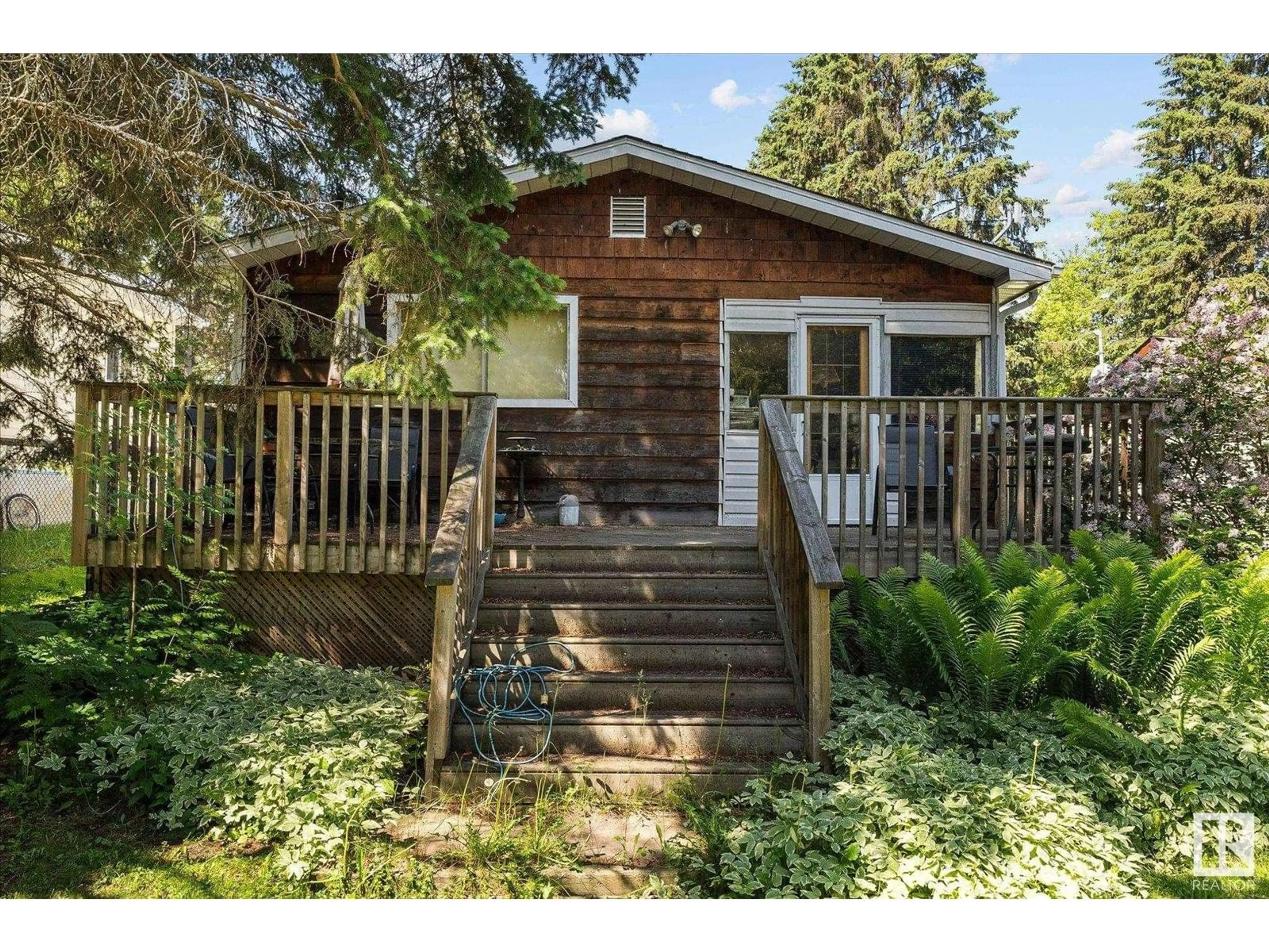Shed for 257 RGE RD 20, Rural Parkland County Alberta T7Z2V2