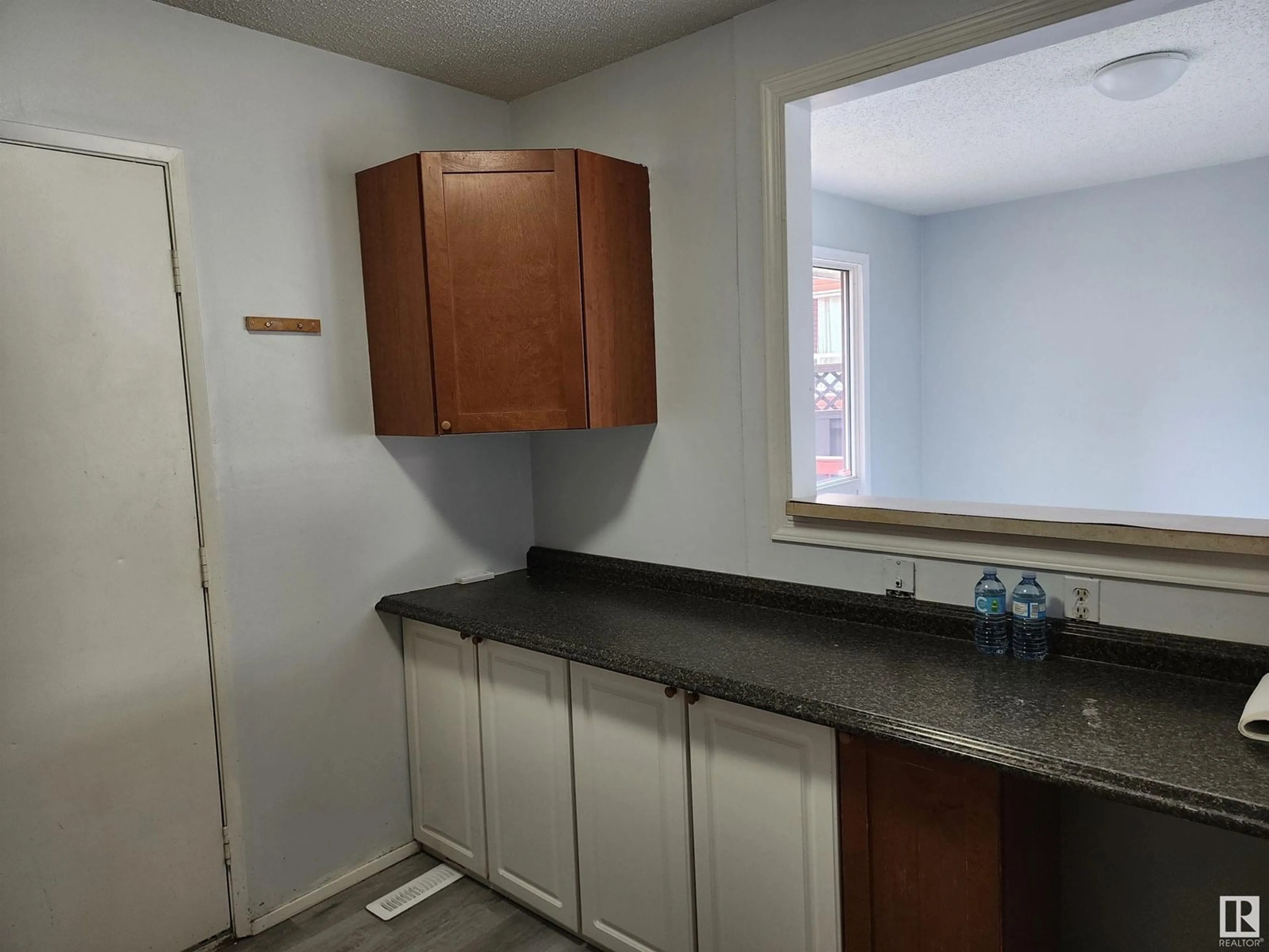 Standard kitchen, unknown for 613 MILLBOURNE RD E NW, Edmonton Alberta T6X3N3