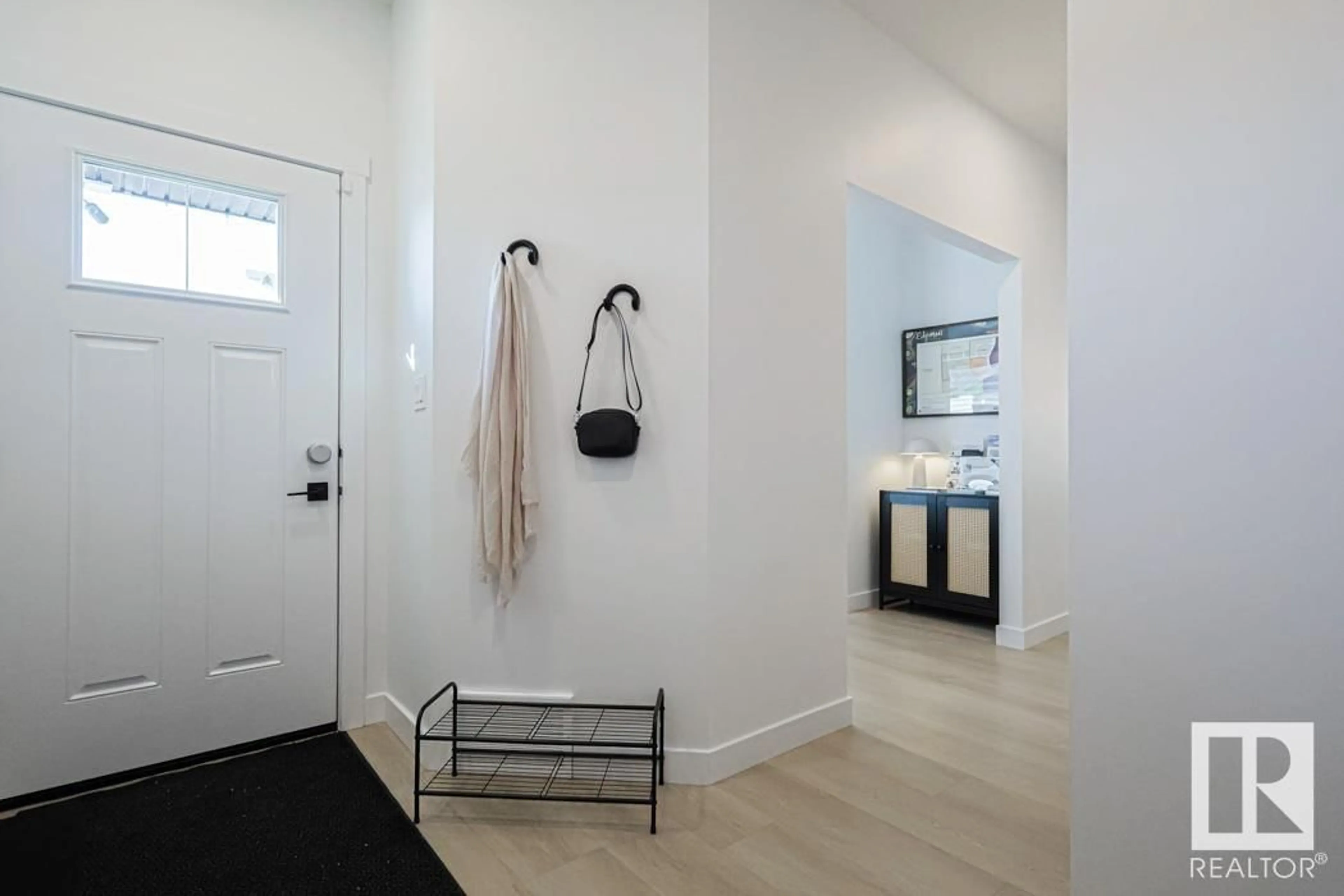 Indoor entryway for NW - 2431 194 ST, Edmonton Alberta T6M1P5
