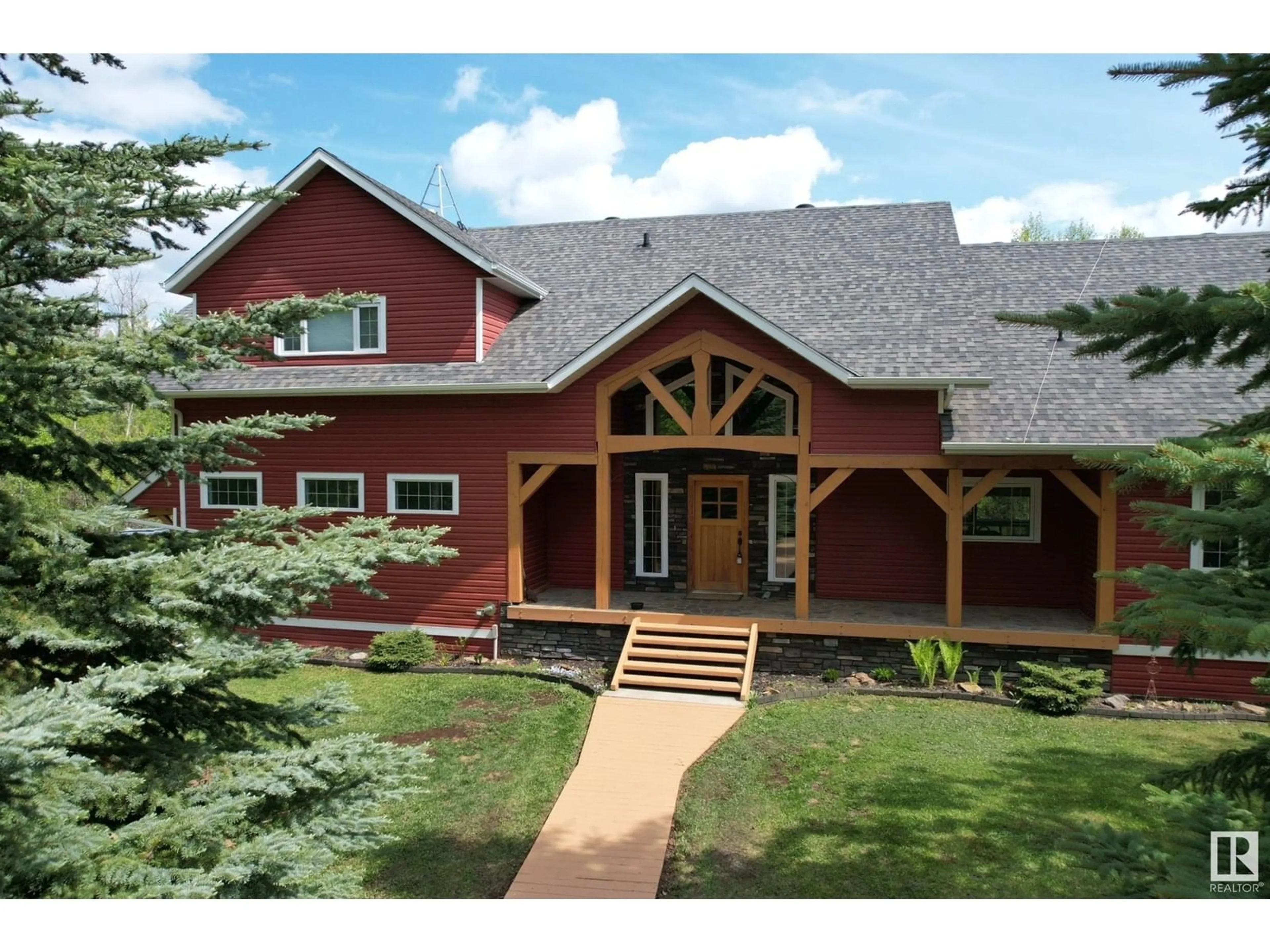 Home with vinyl exterior material, unknown for 51049 - 121 RGE RD 214, Rural Strathcona County Alberta T8E1G7