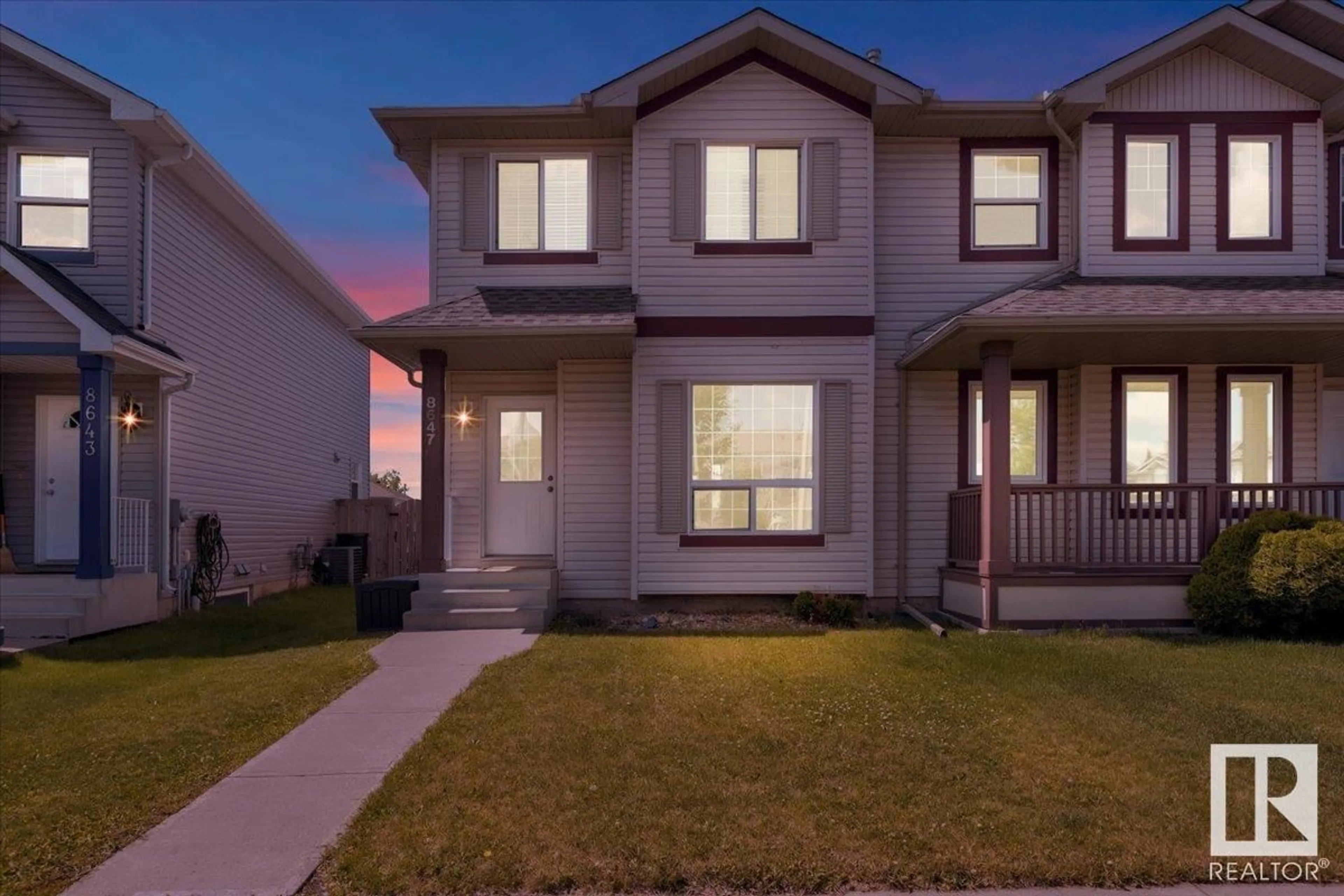 Home with vinyl exterior material, street for 8647 173 AV, Edmonton Alberta T5Z3W4