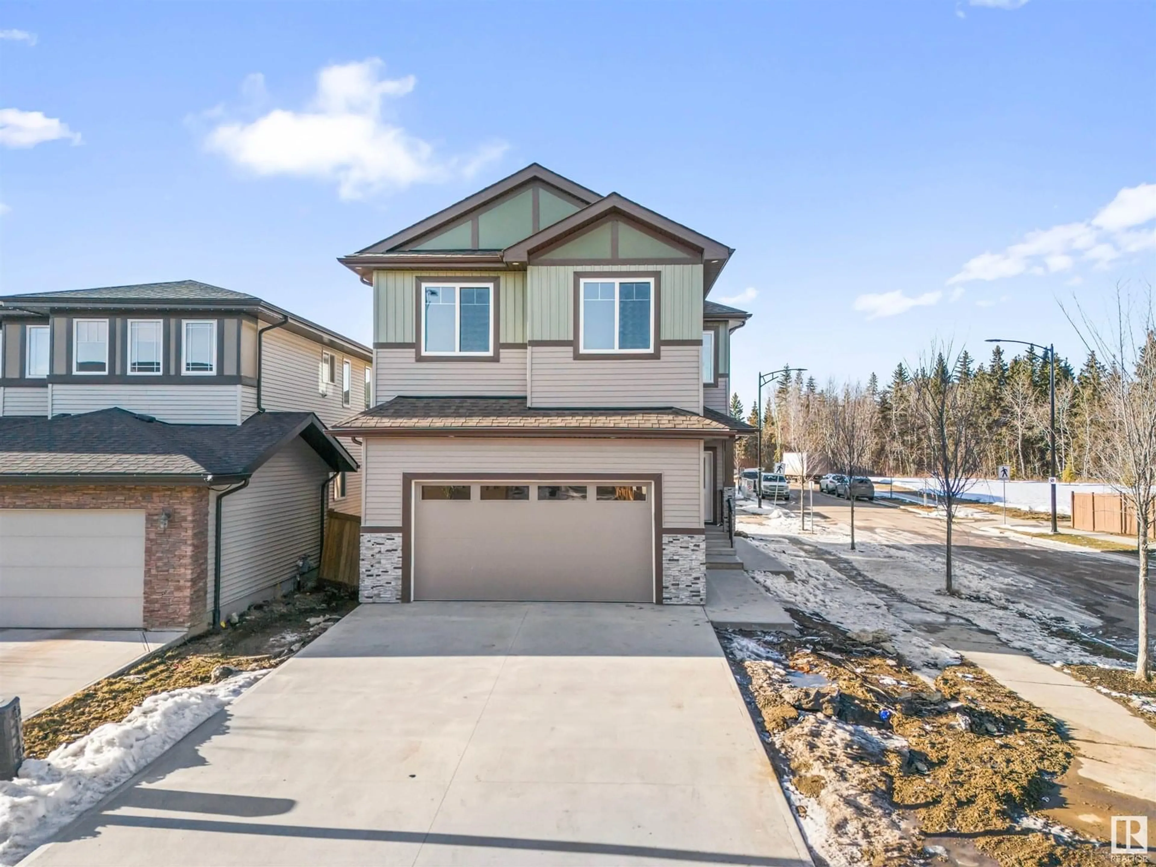 Unknown for 204 CAVANAGH COMMON, Edmonton Alberta T6W4H4