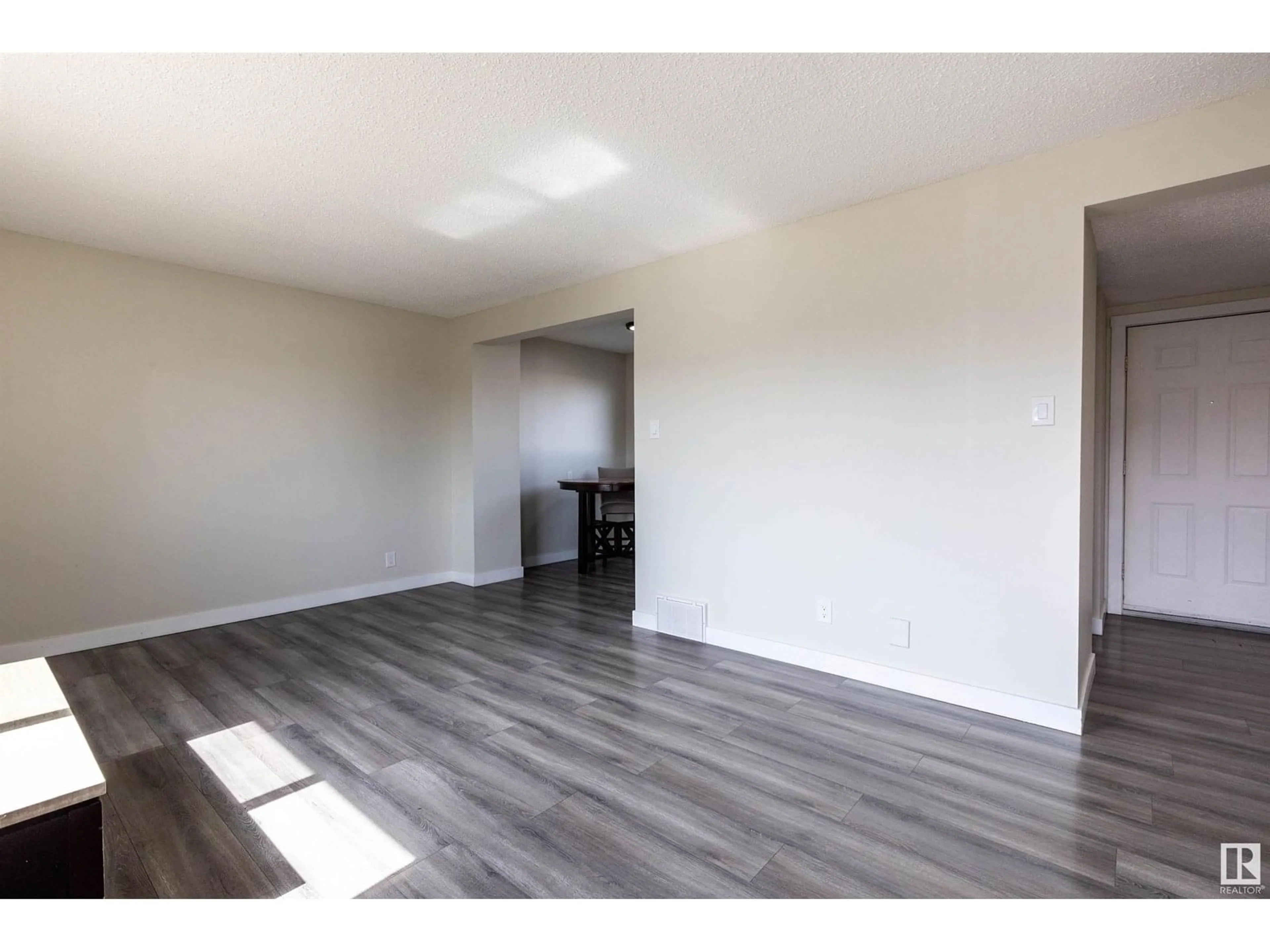 A pic of a room for 235 HARRISON DR, Edmonton Alberta T5A2X5