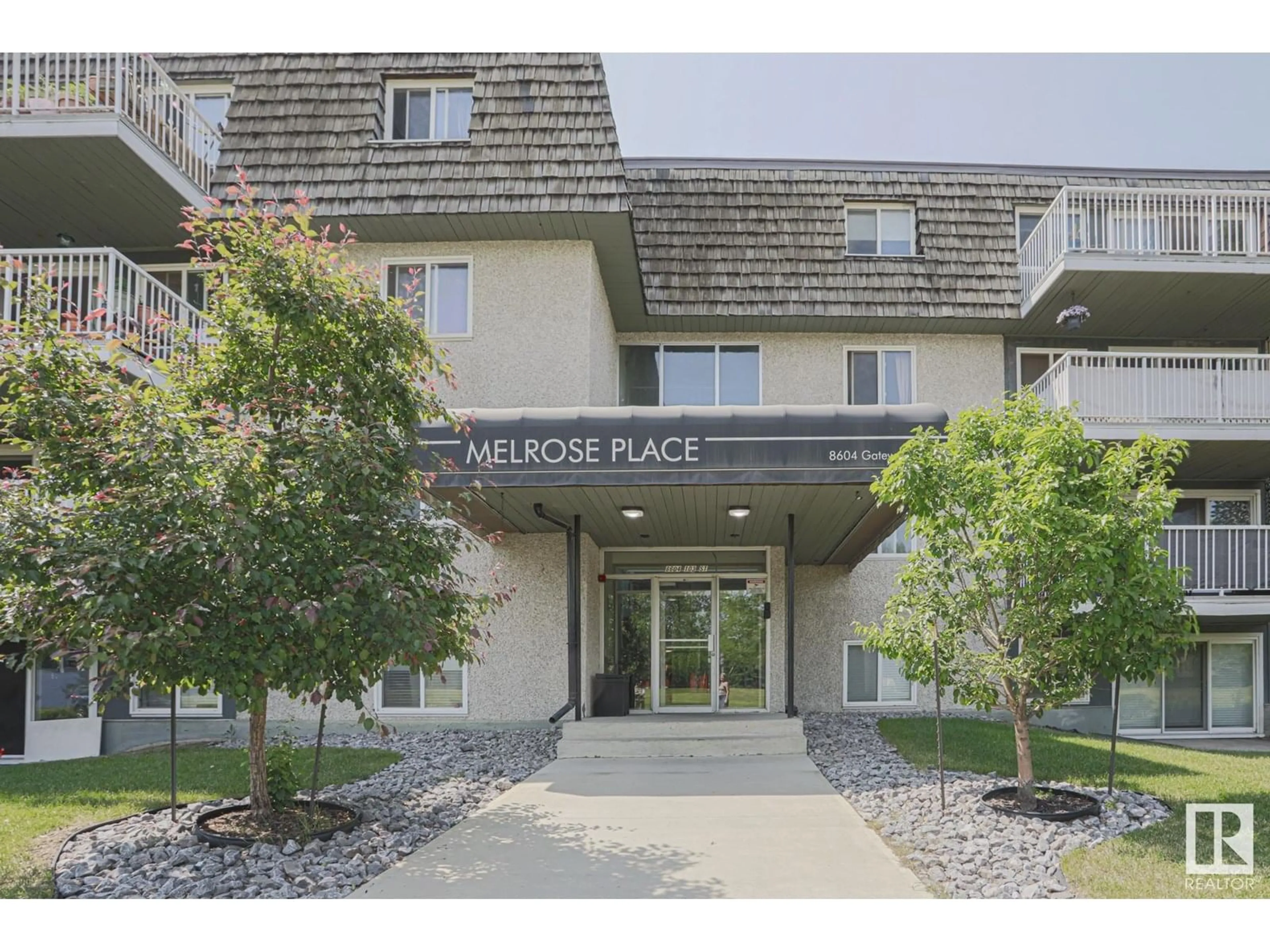 Indoor foyer for #306 - 8604 GATEWAY BV, Edmonton Alberta T6E4B6