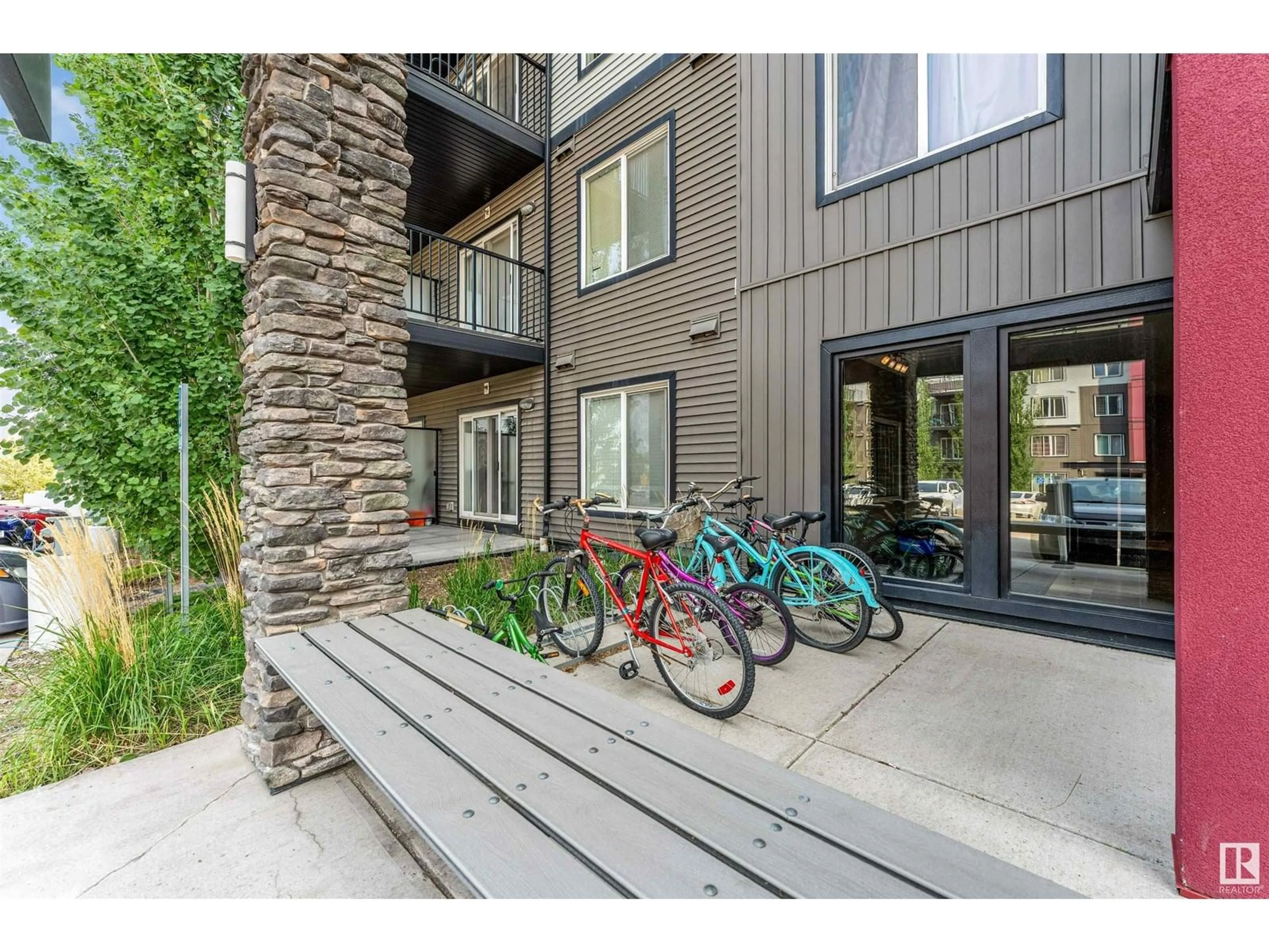 Unknown for SW - 220 5515 7 AVENUE AV, Edmonton Alberta T6X2A8