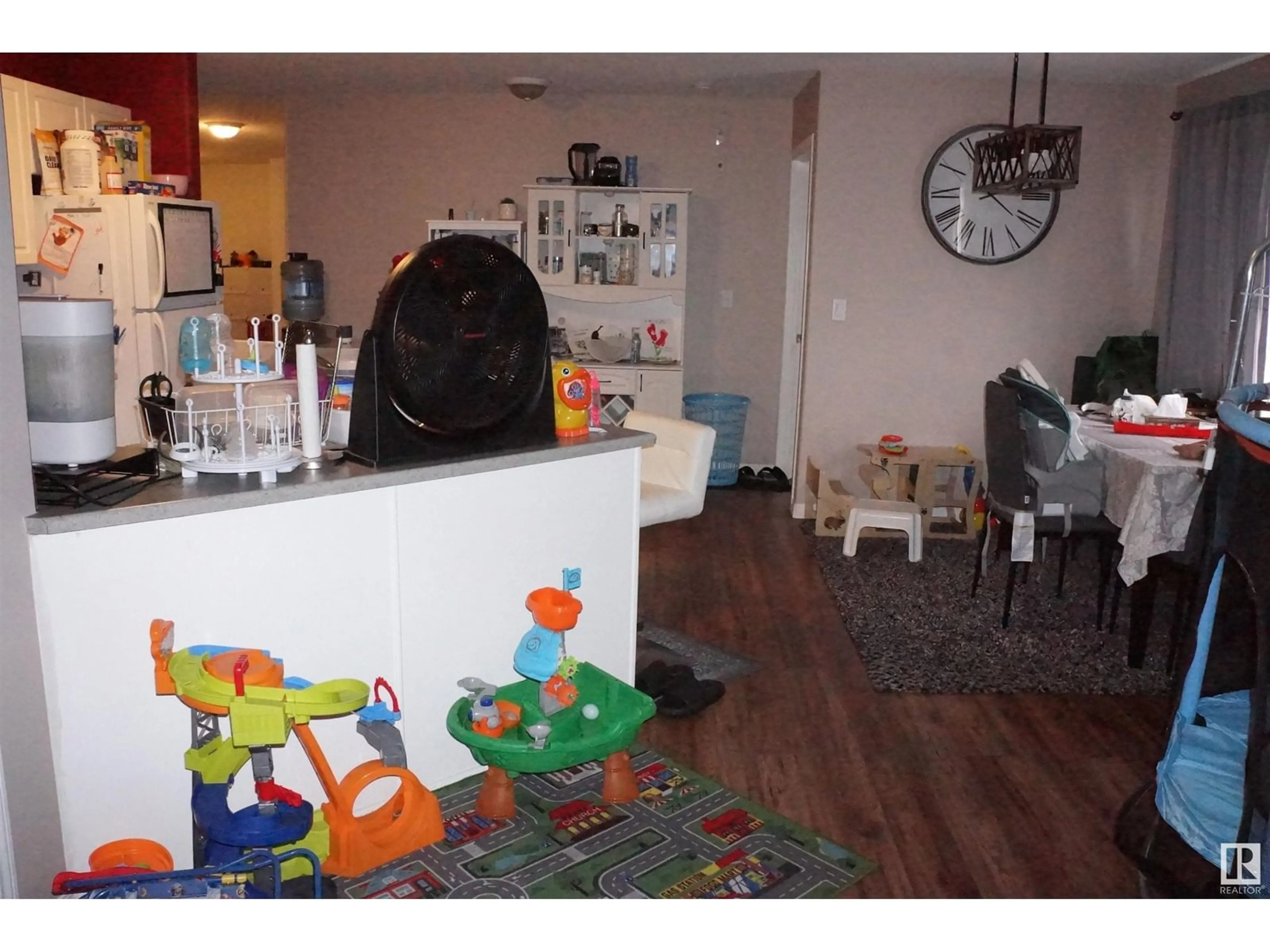 A pic of a room for #302 - 9930 100 AV, Fort Saskatchewan Alberta T8L4P3