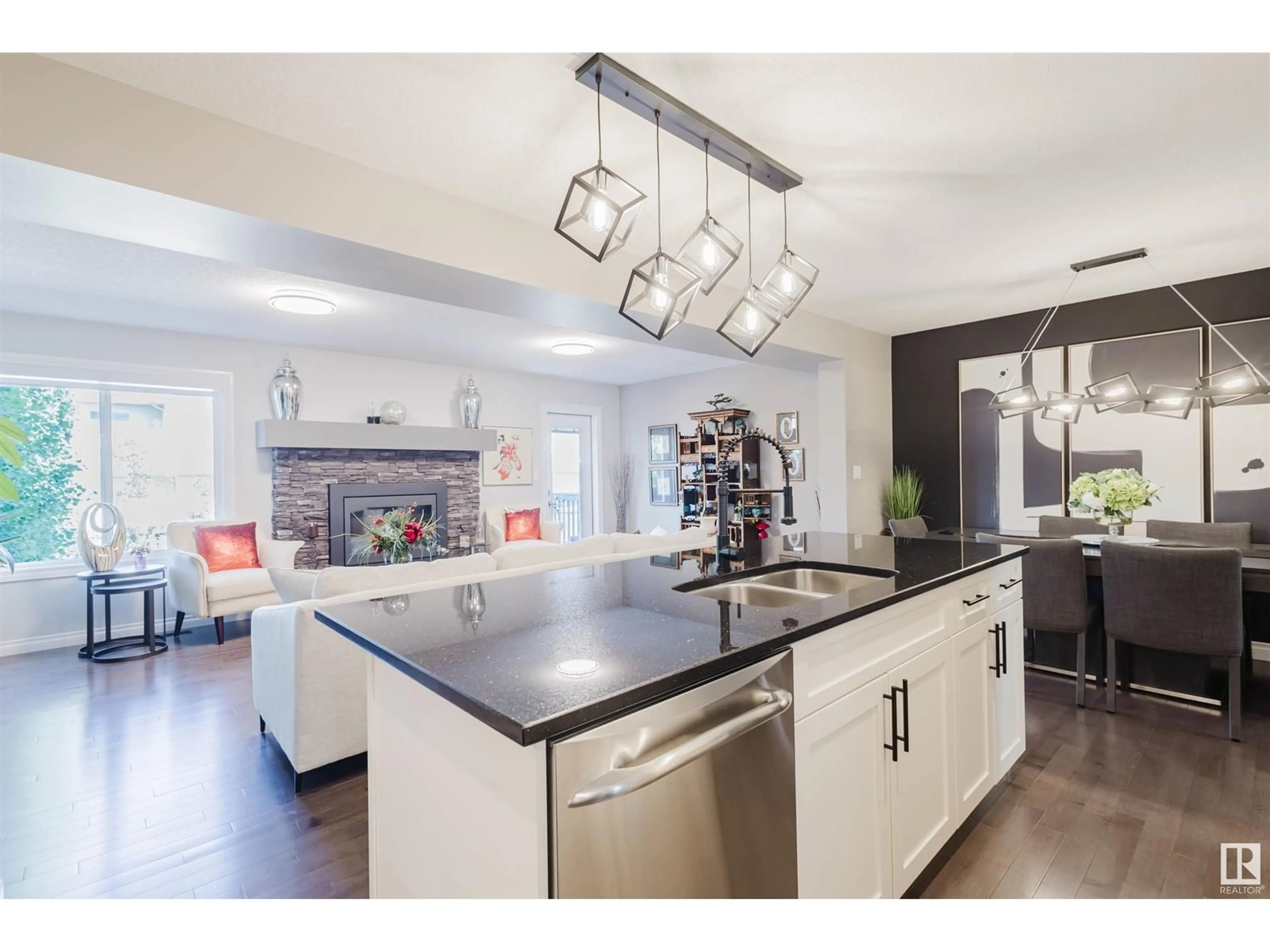 Open concept kitchen, ceramic/tile floor for SW - 1109 176 ST, Edmonton Alberta T6W2B7