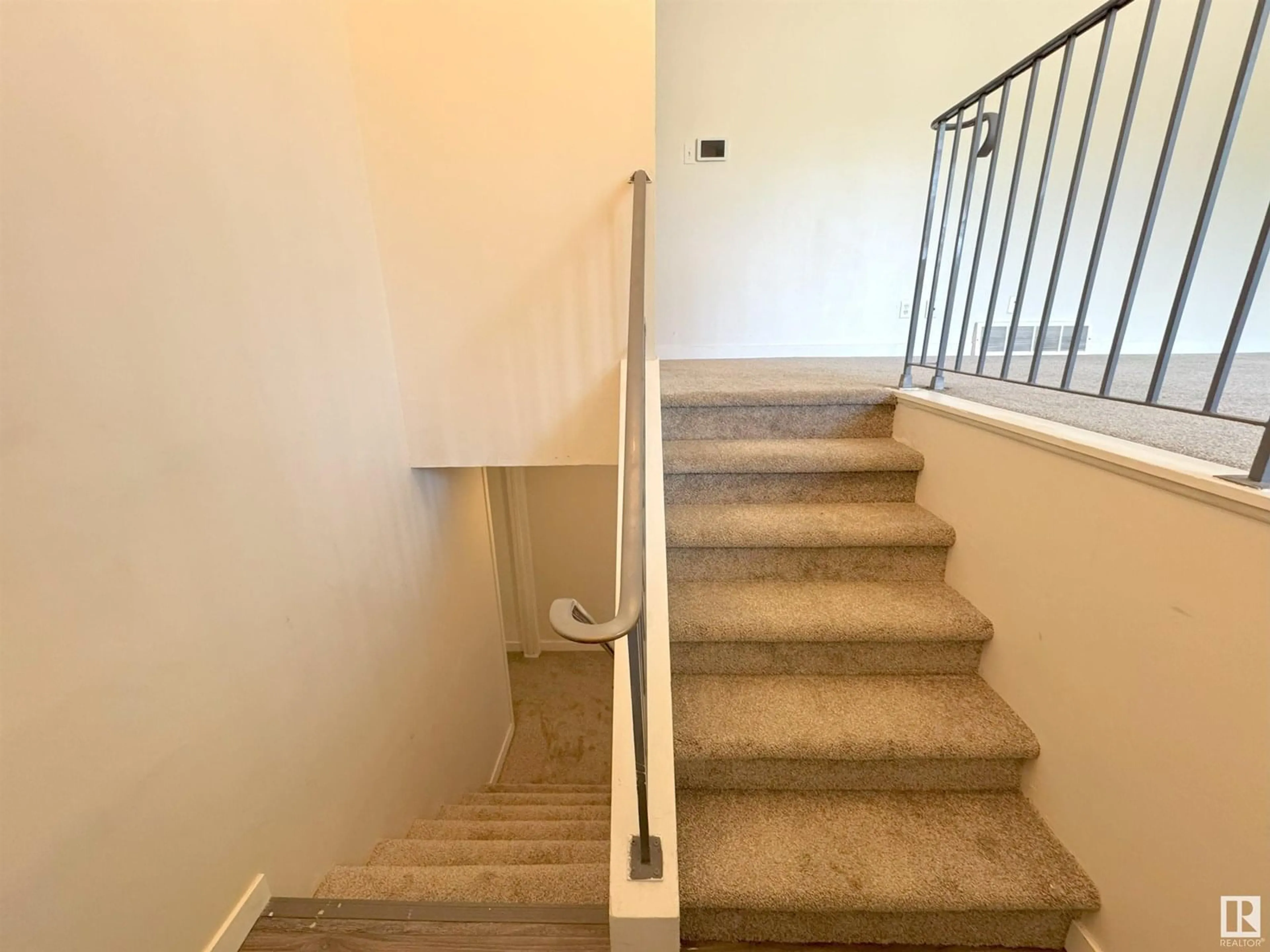 Stairs for NW - 7336 21 AV, Edmonton Alberta T6K2C4