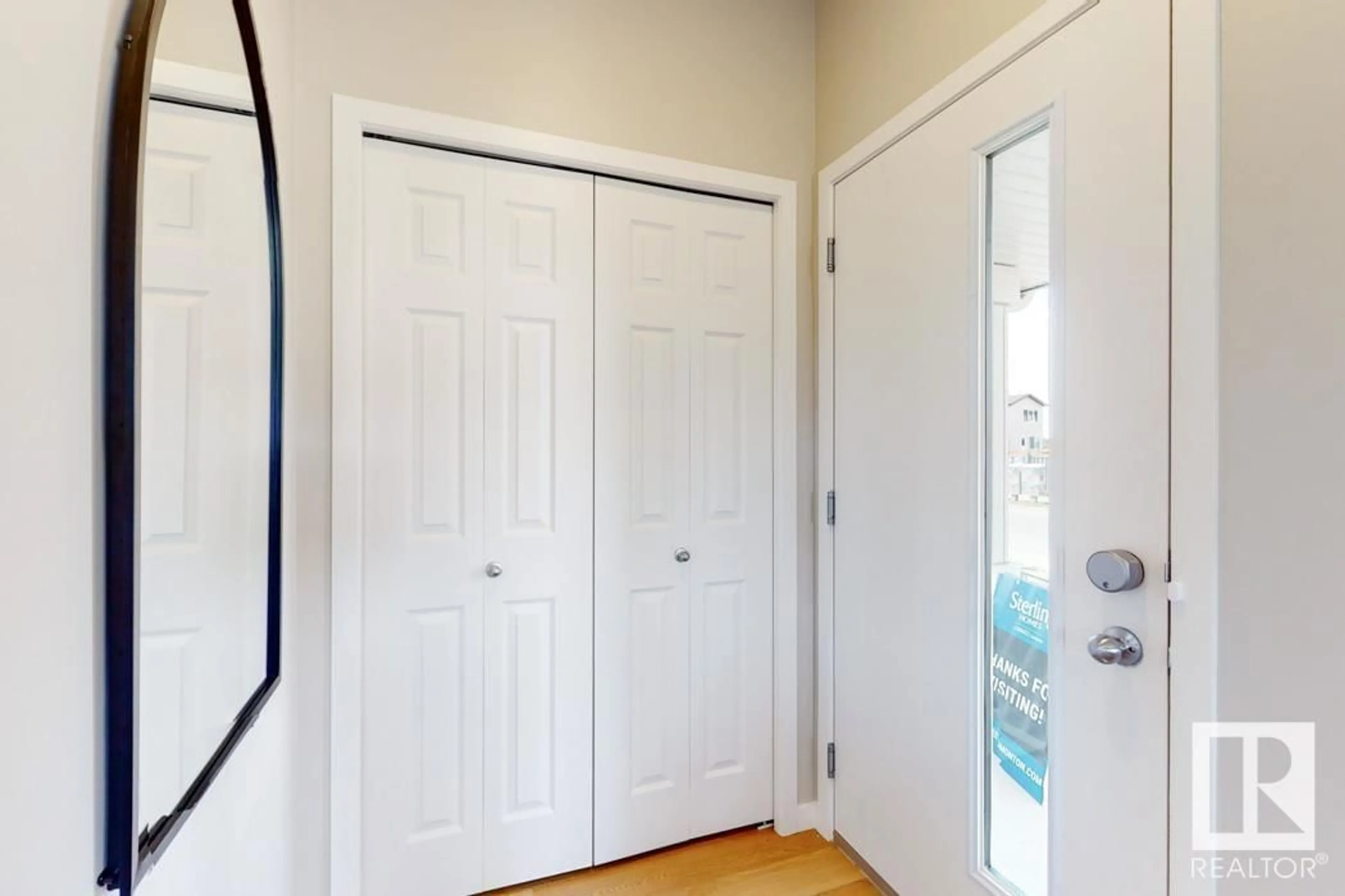 Indoor entryway for 651 173 AVE, Edmonton Alberta T5Y4E8