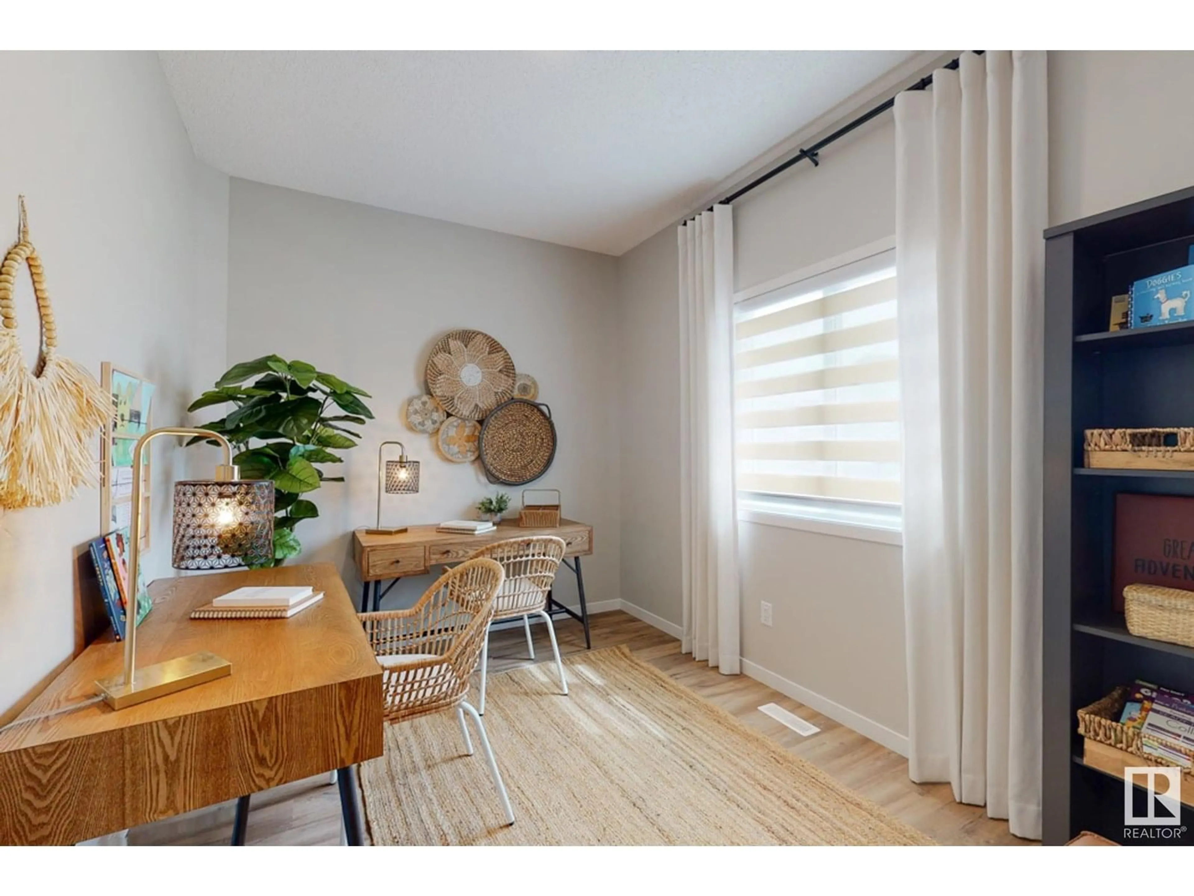 A pic of a room for NW - 1217 11 AV, Edmonton Alberta T6T2W3