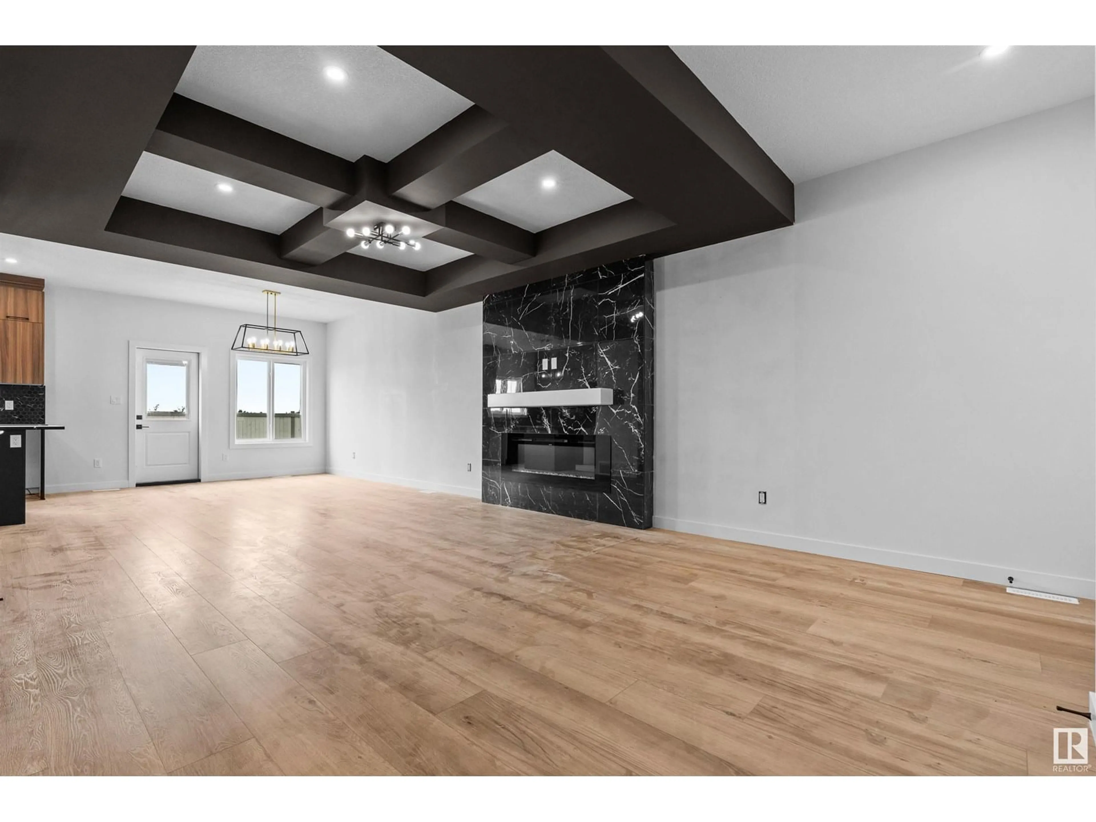 Unknown for 9592 86 ST, Morinville Alberta T8R1S8