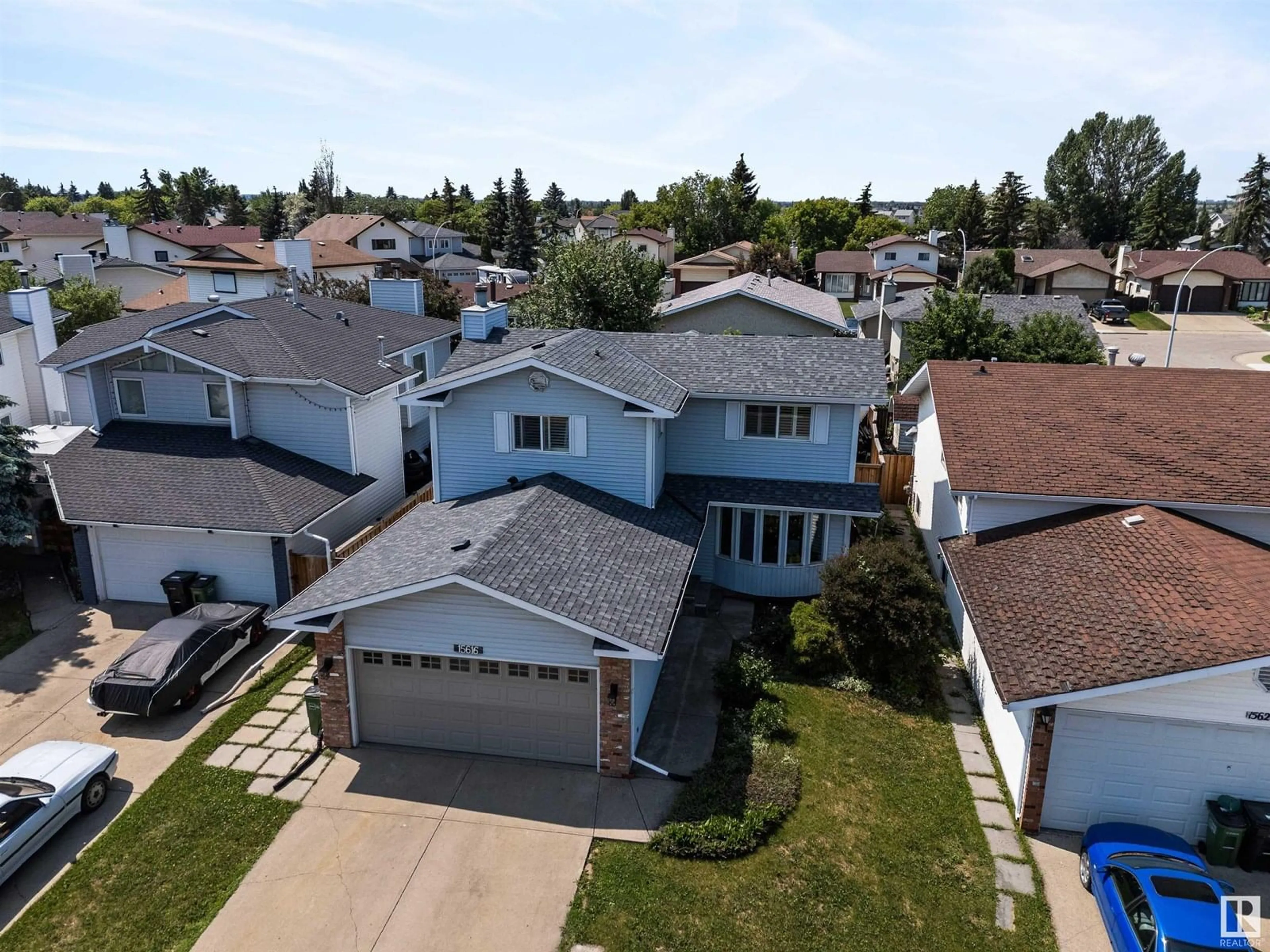A pic from outside/outdoor area/front of a property/back of a property/a pic from drone, street for 15616 80 ST, Edmonton Alberta T5S2T5
