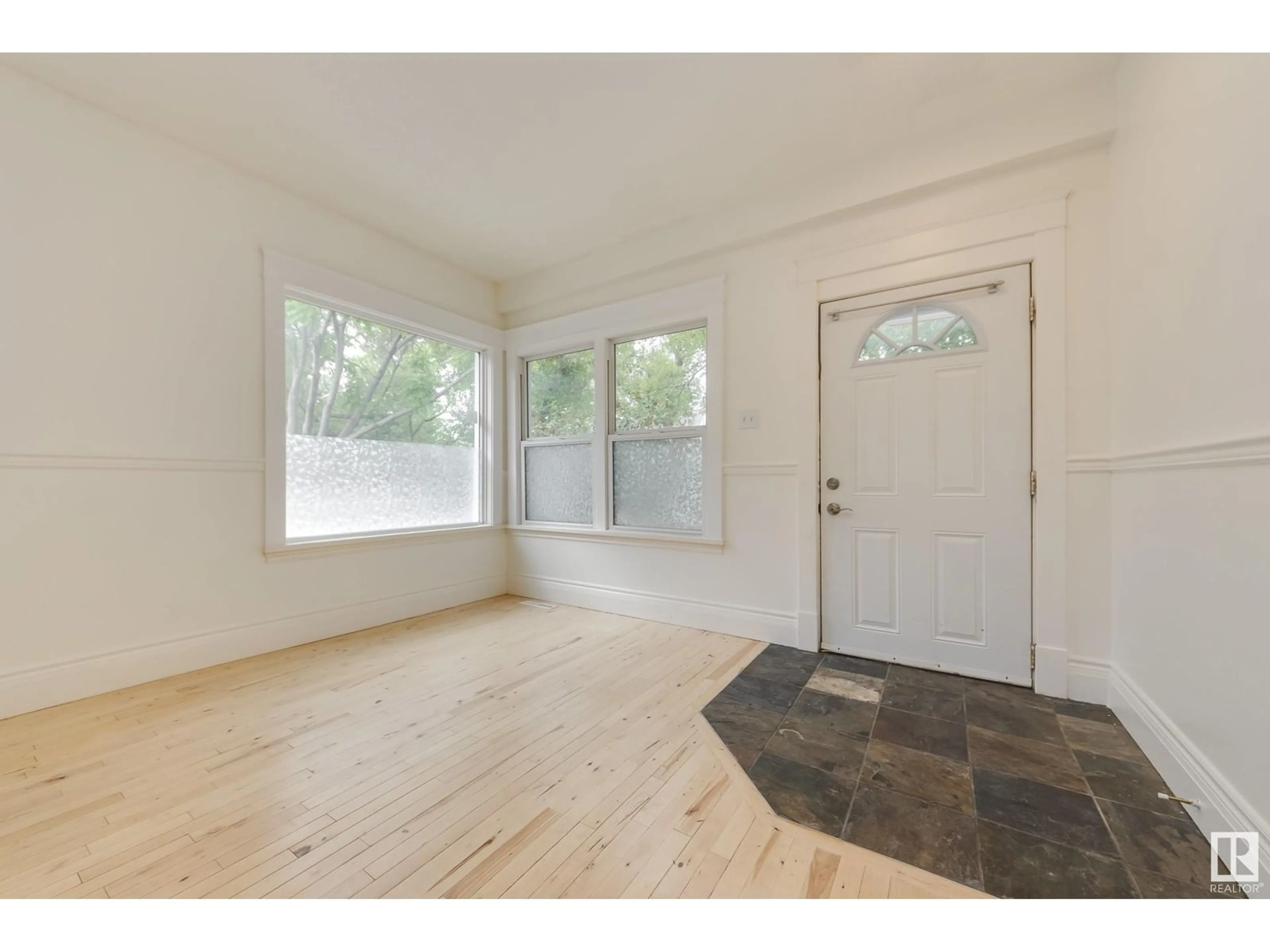 Unknown for NW - 11625 91 ST, Edmonton Alberta T5B4A9