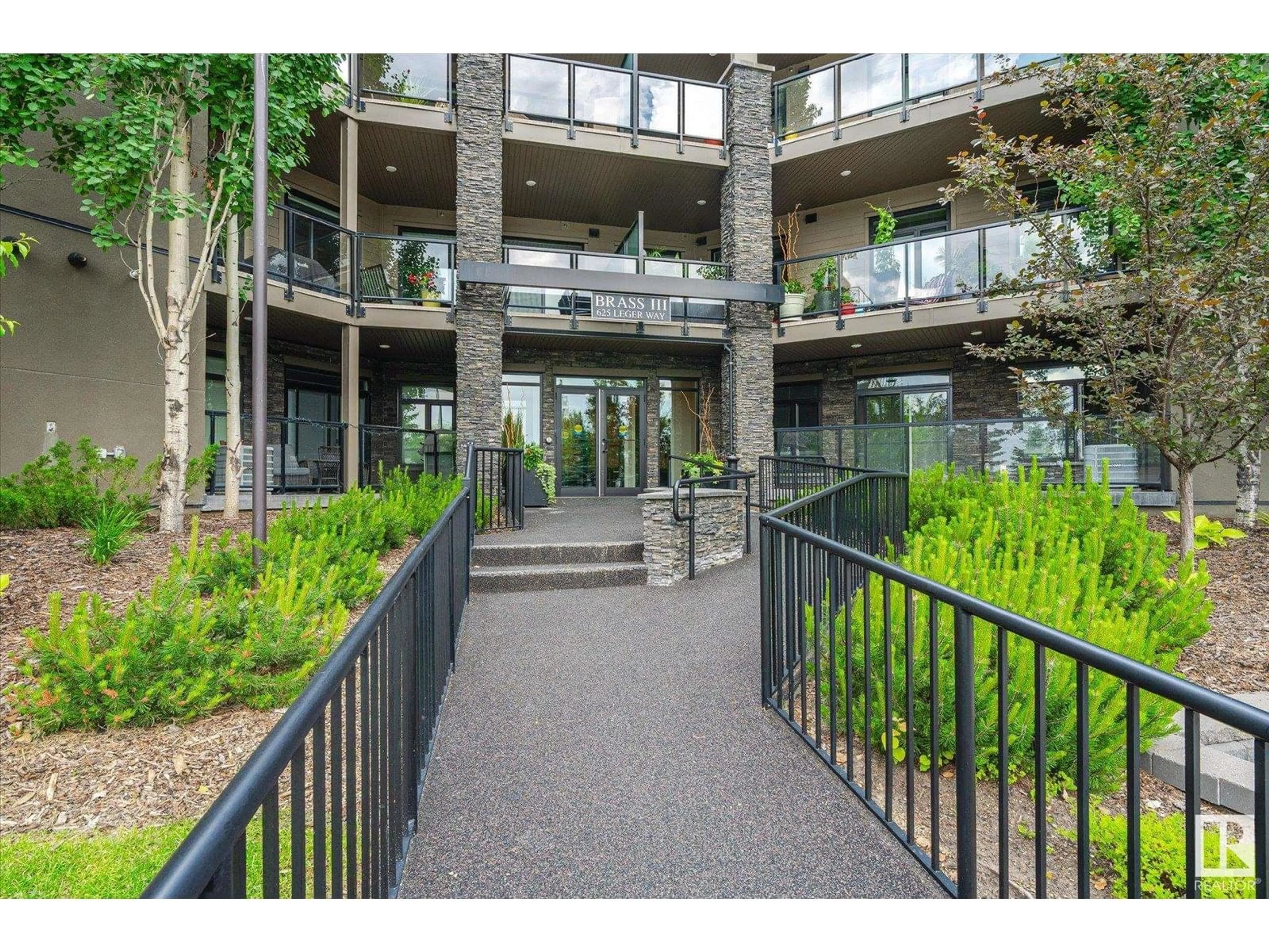 Indoor foyer for #401 - 625 LEGER WY, Edmonton Alberta T6R0W4